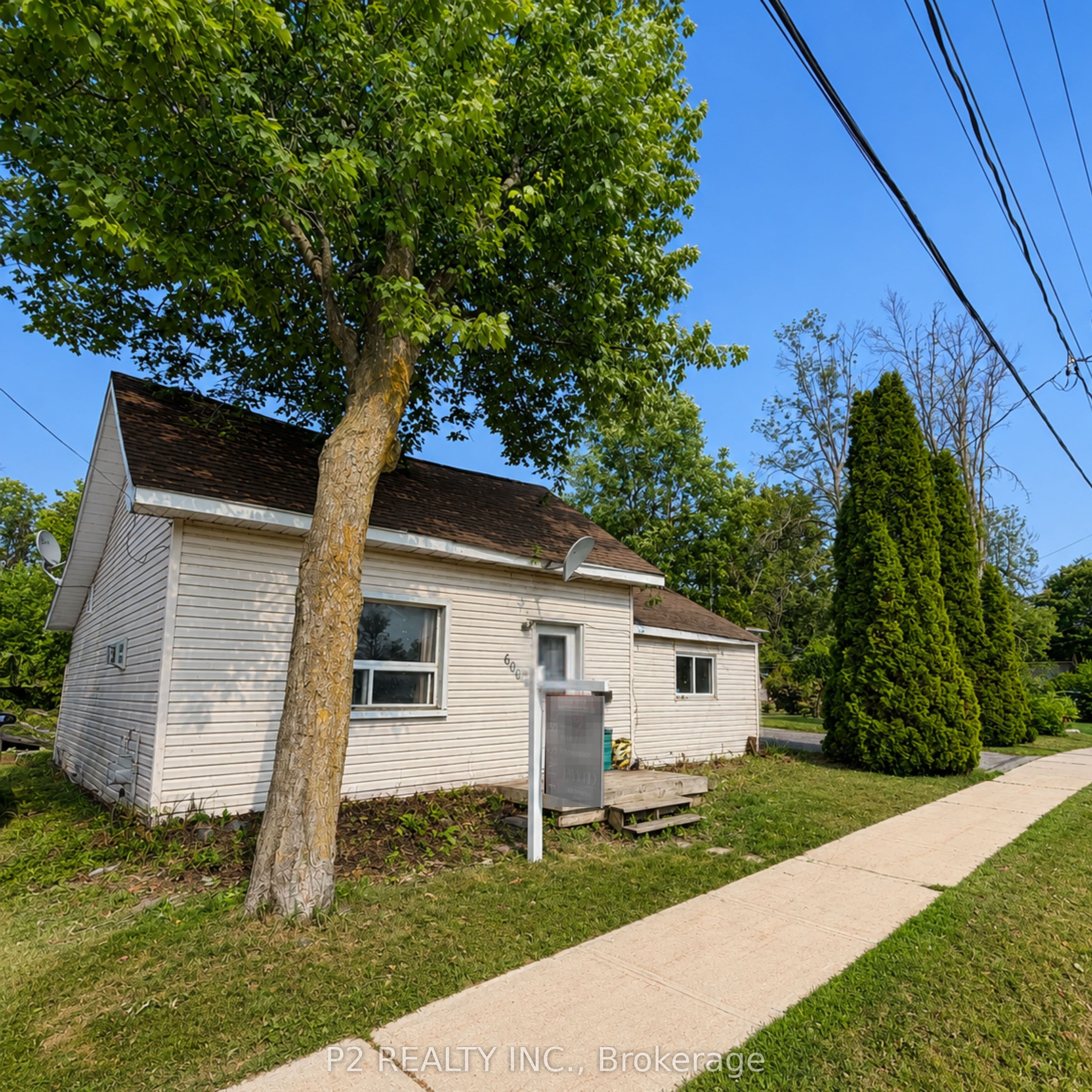 600 West Street photo 1
