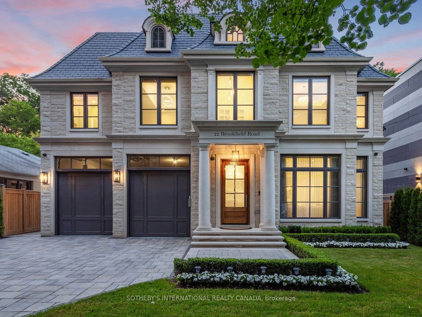 22 Brookfield Road photo 1