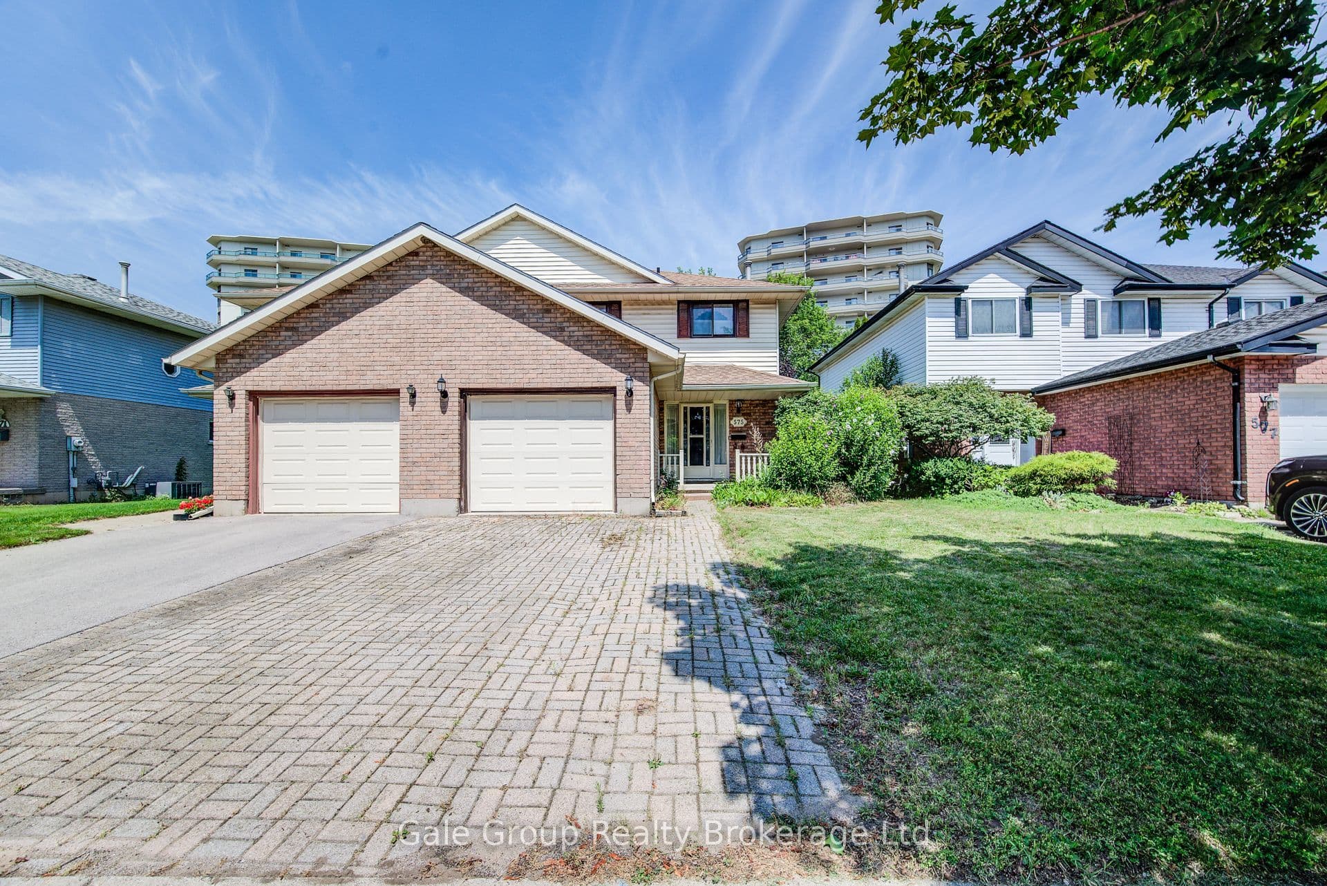 575 Springbank Avenue photo 1