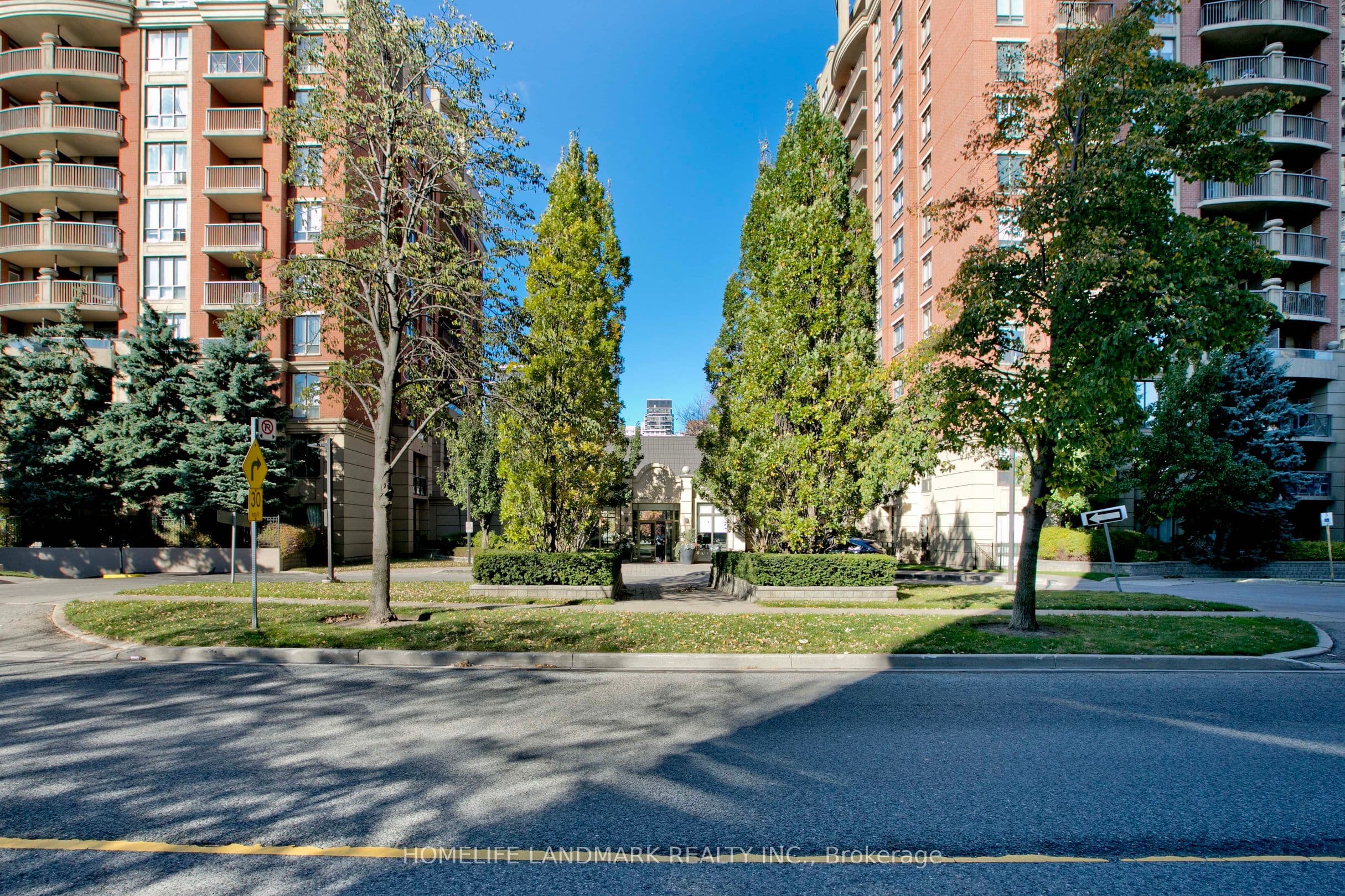 Unit 1210 55 Harrison Garden Boulevard photo 1