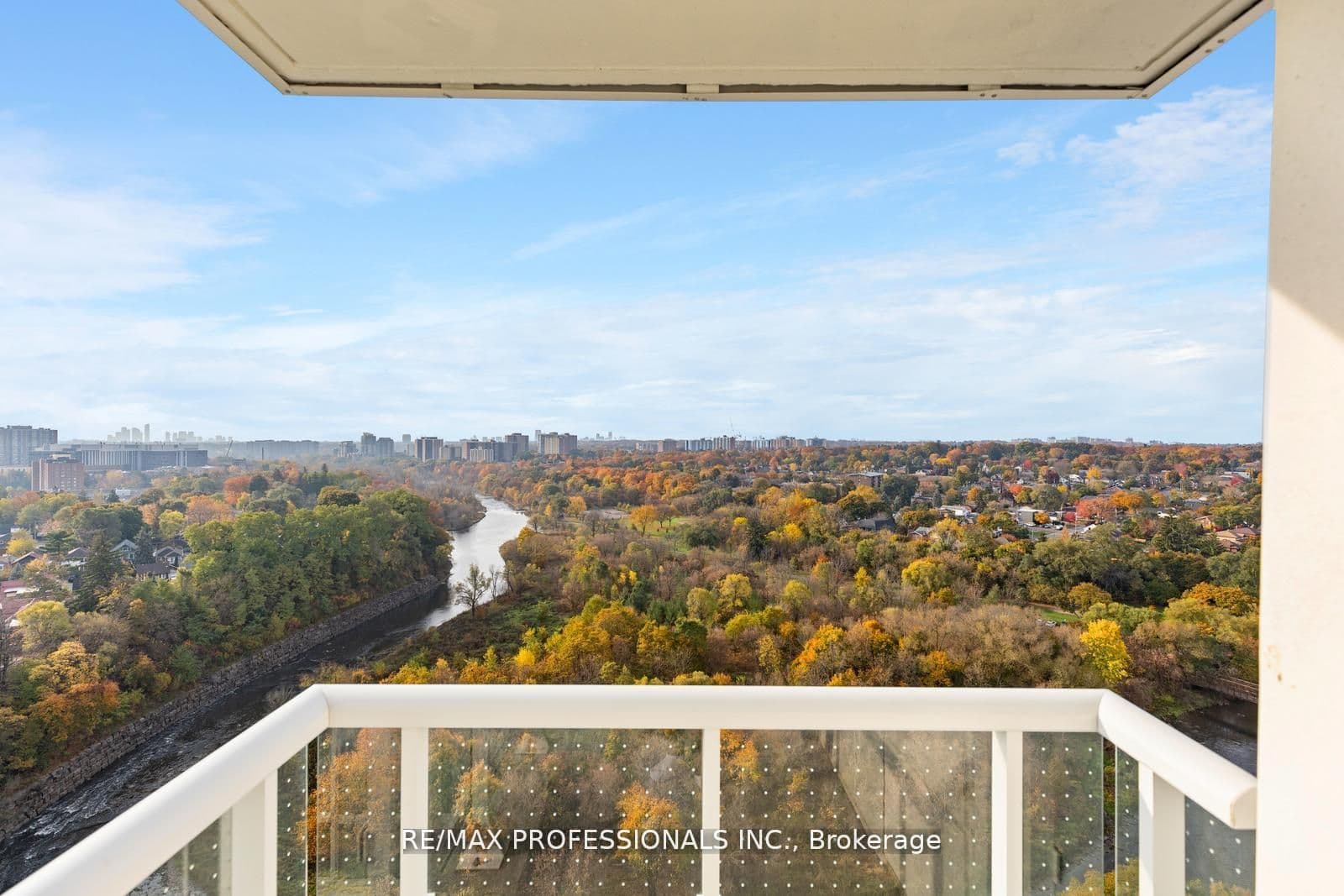 Unit 1603 10 Wilby Crescent photo 1