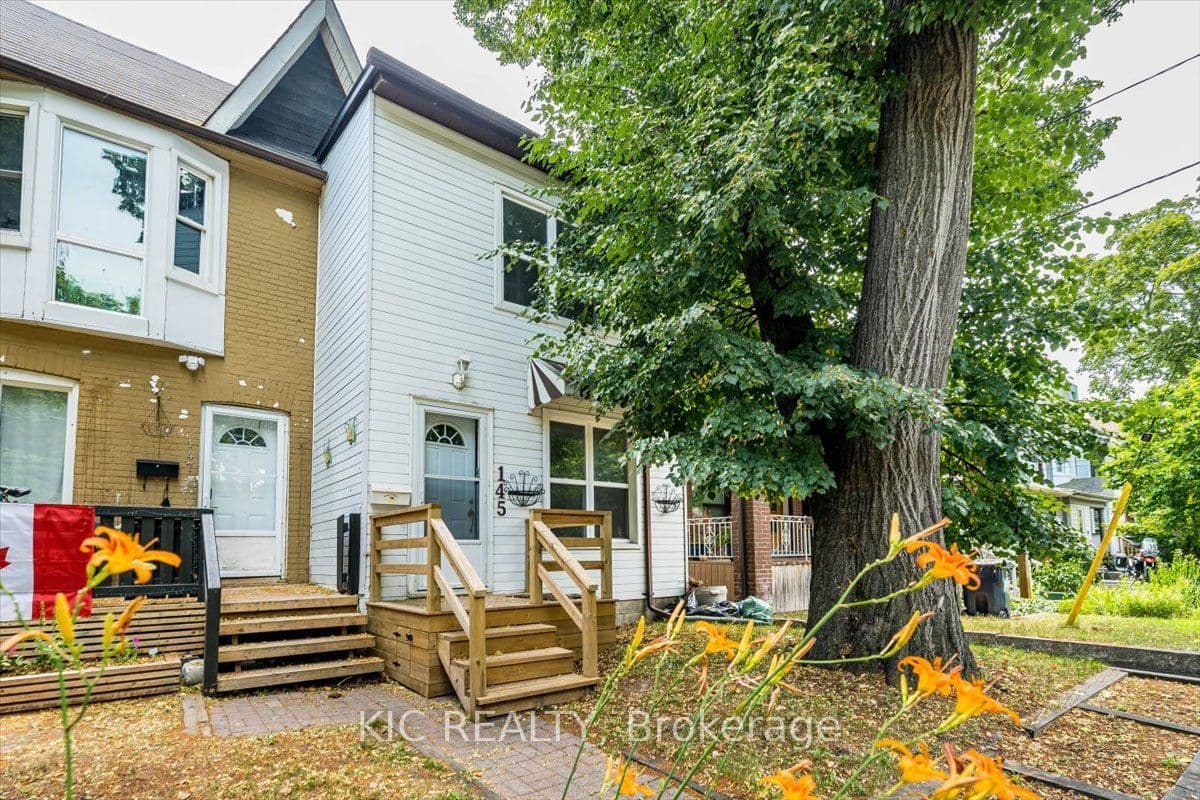 145 Boultbee Avenue photo 1