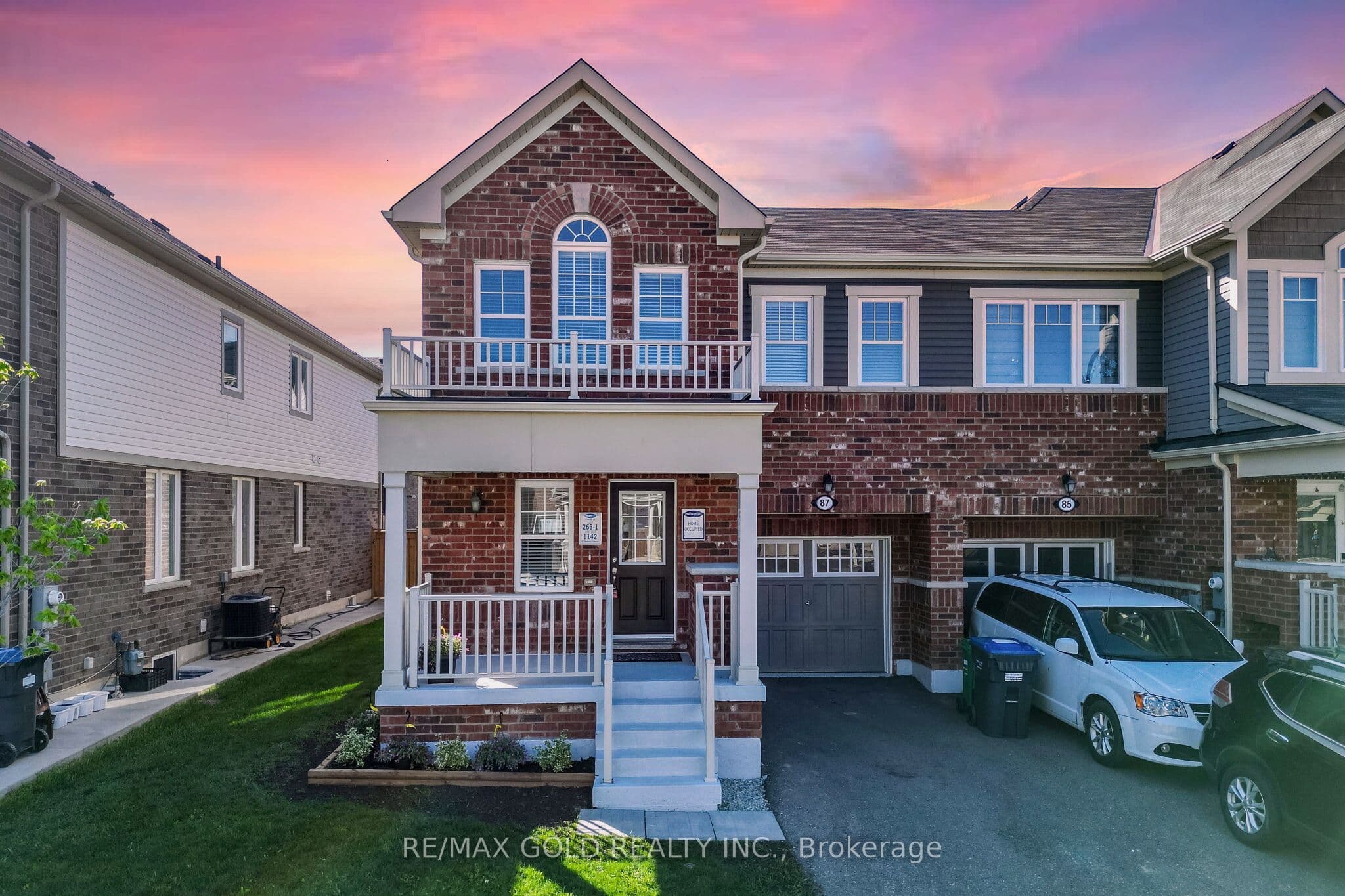 87 Benhurst Crescent photo 1