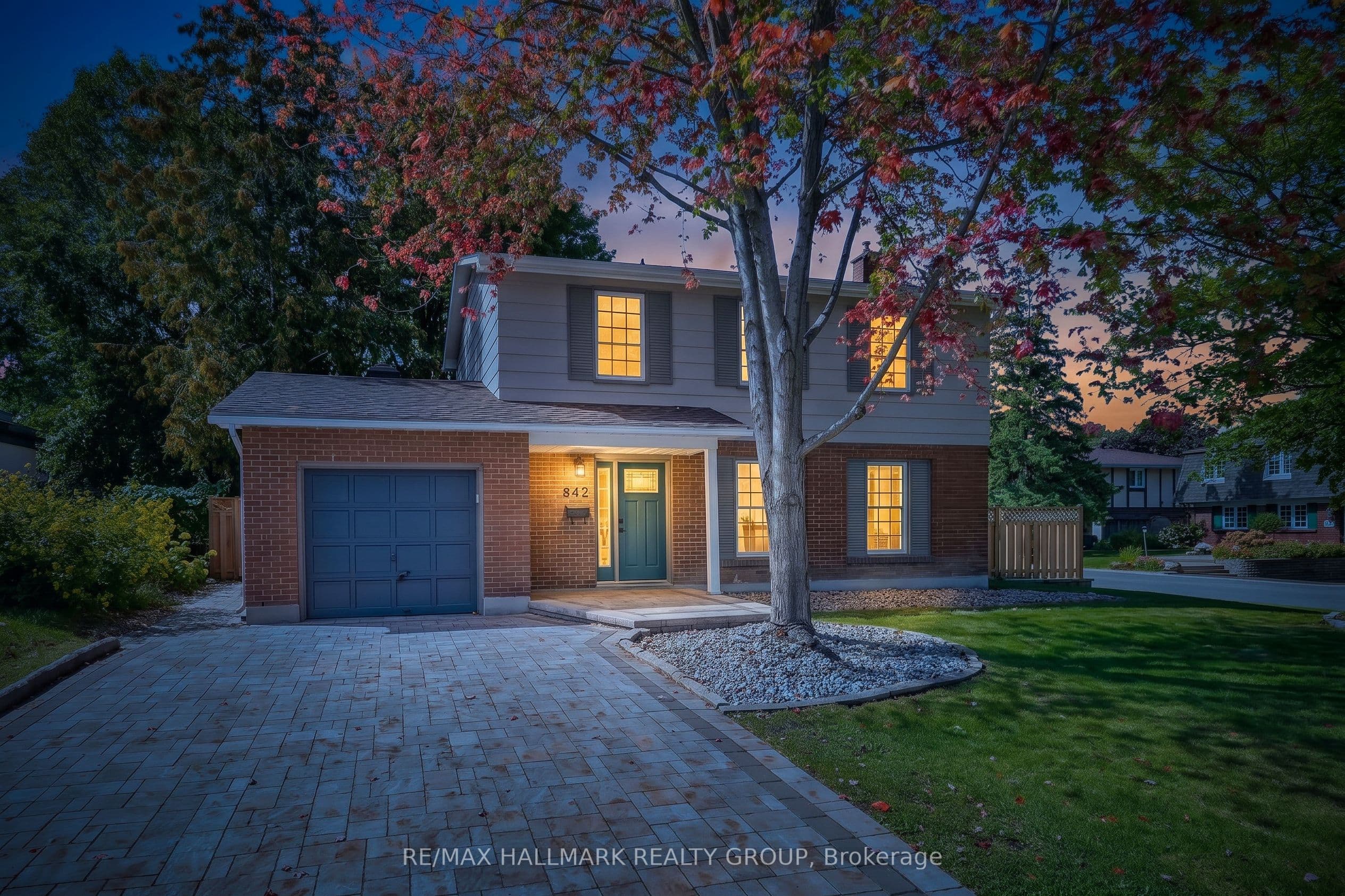 612 Clancy Street photo 1