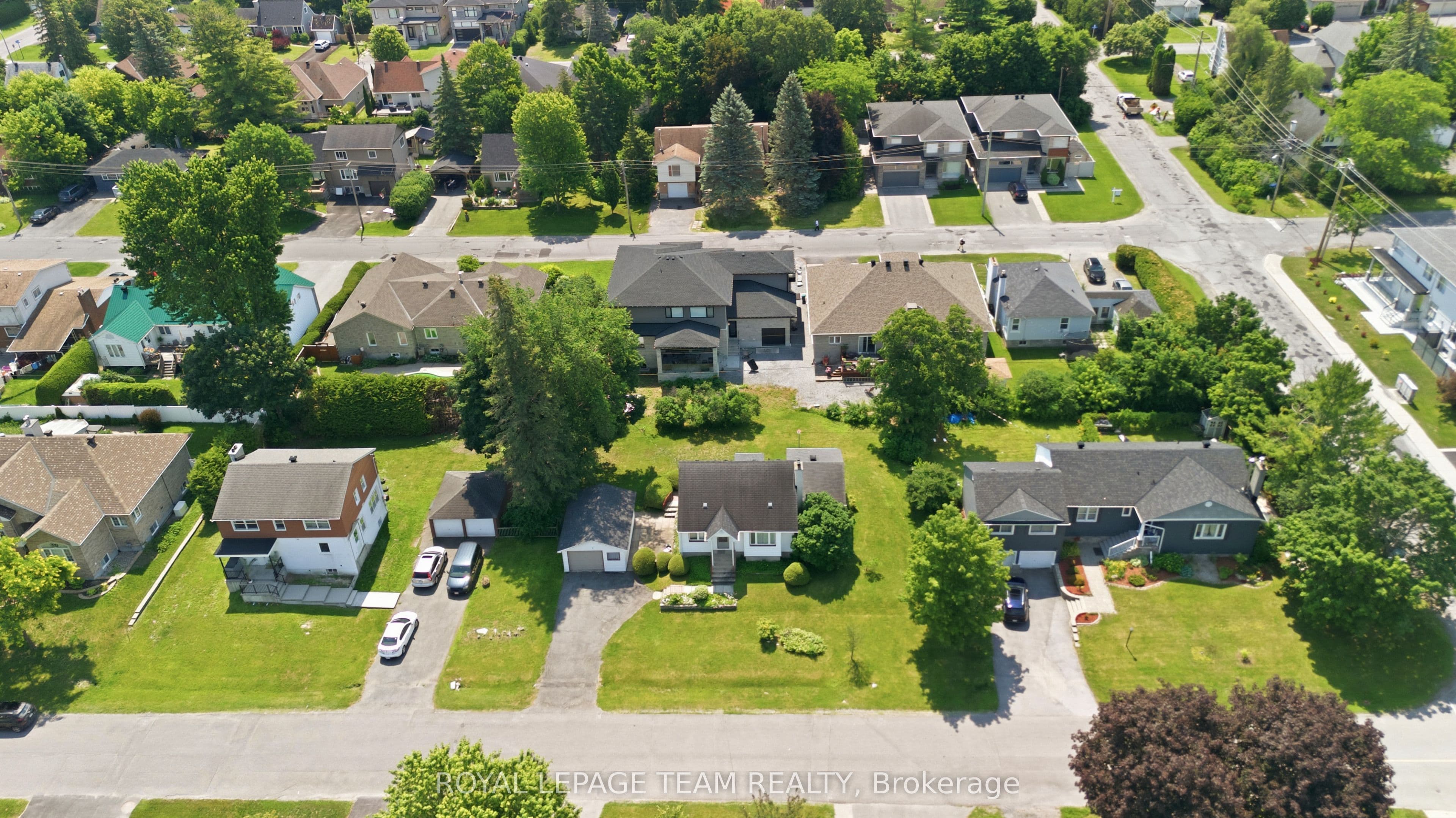 84 Rita Avenue photo 1