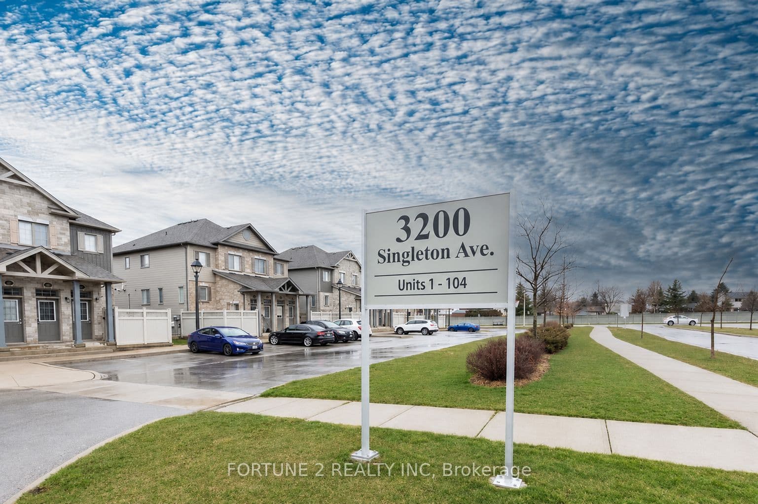 Unit 15 3200 Singleton Avenue photo 1
