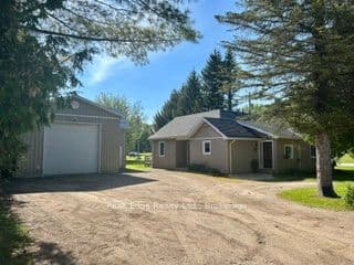 124 Douglas Street photo 1