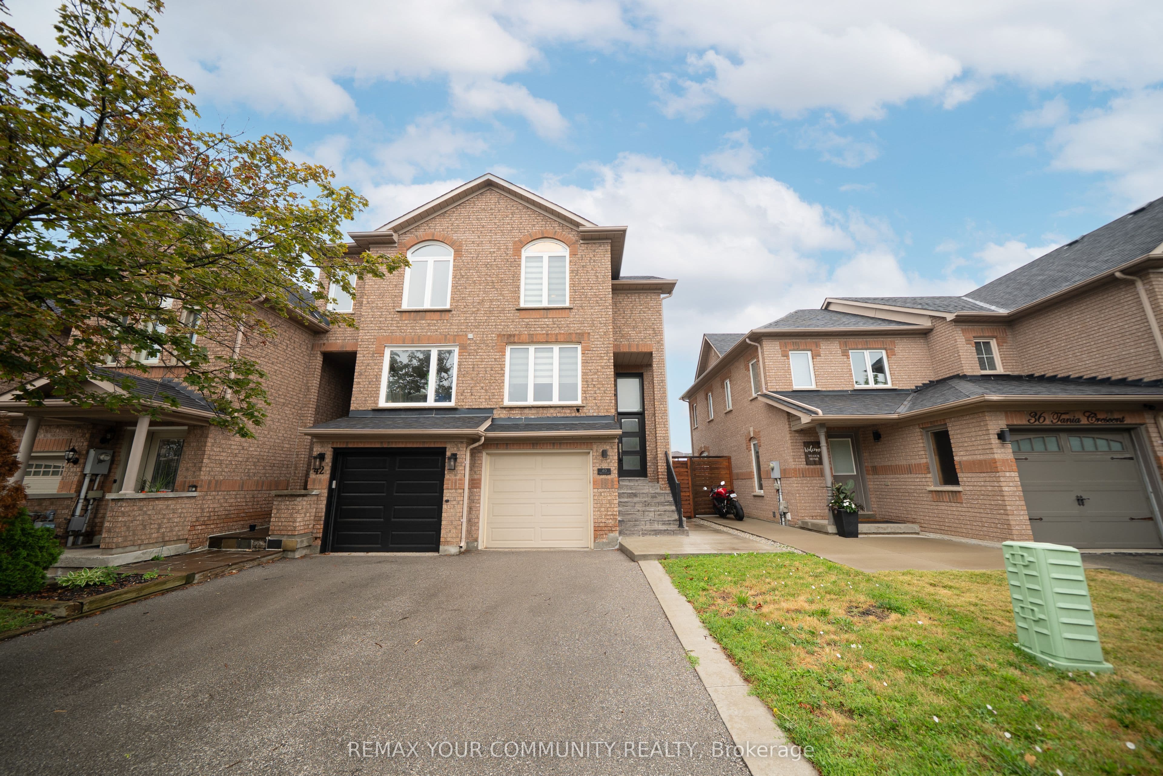 40 Tania Crescent photo 1