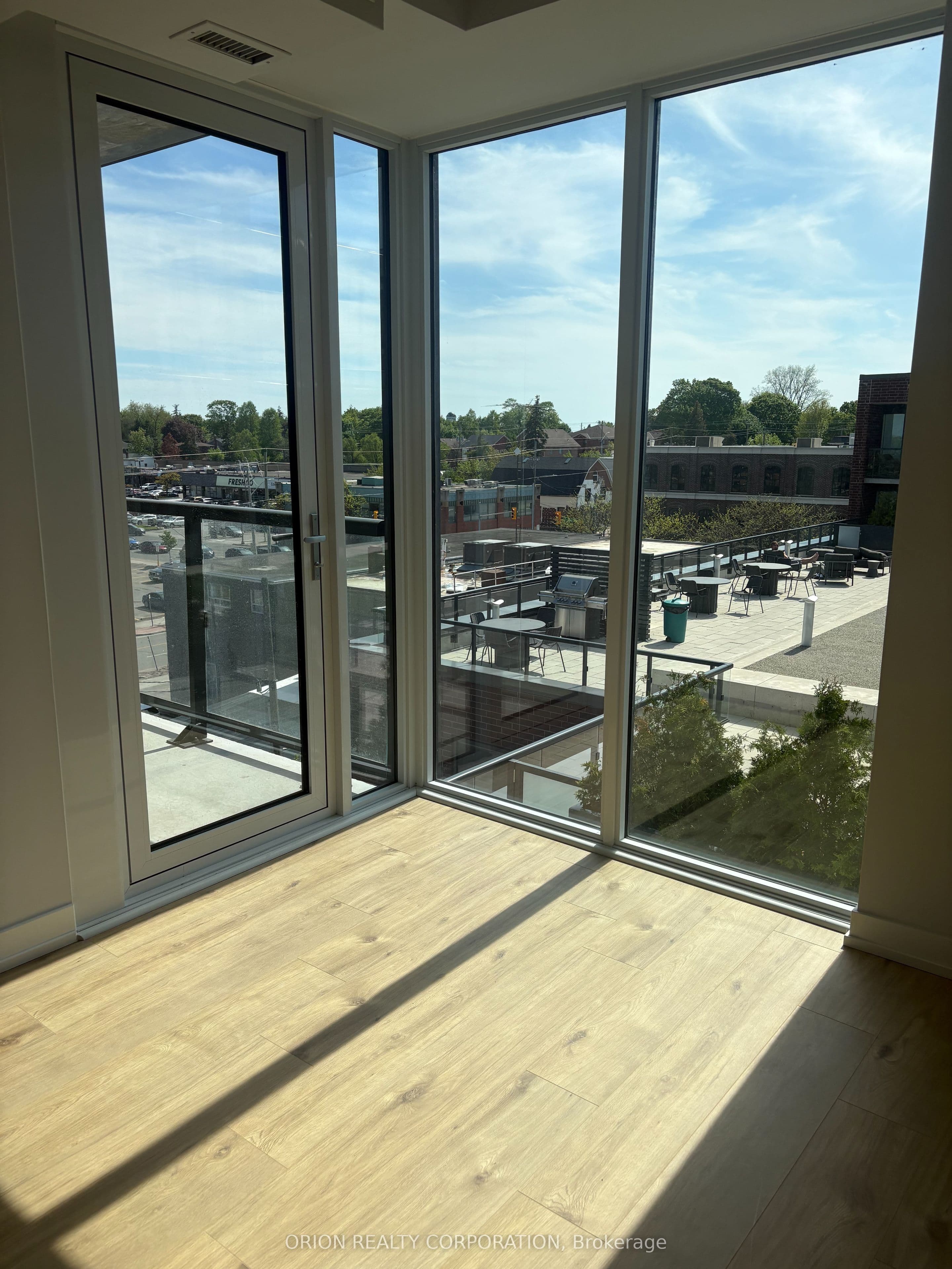 Unit 408 201 Brock Street photo 1