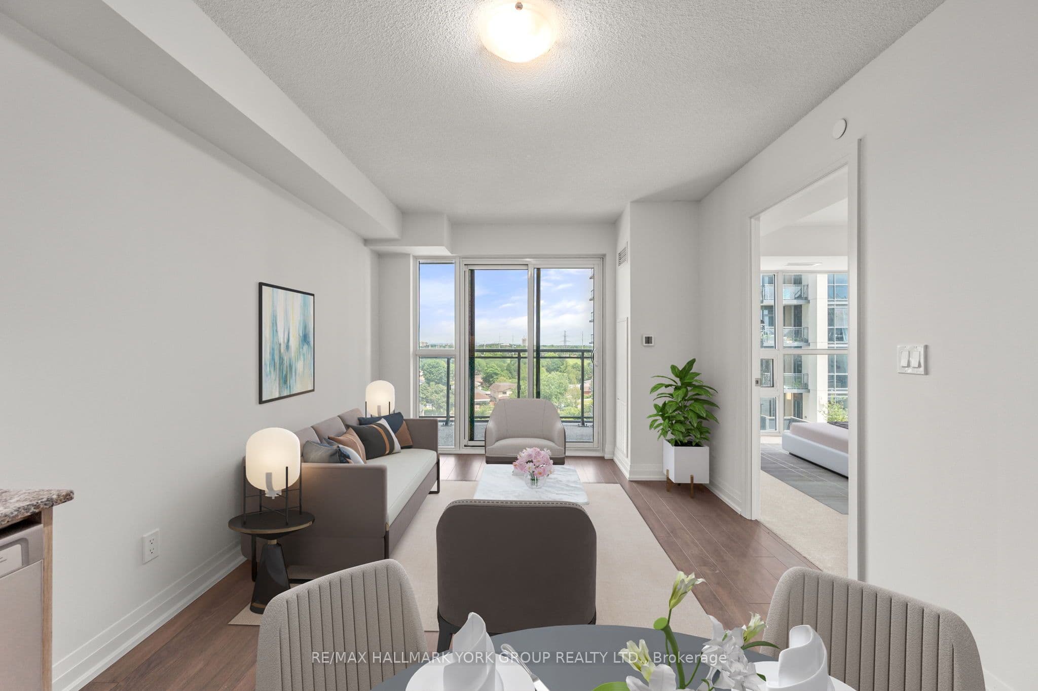 Unit 903 20 Meadowglen Place photo 1