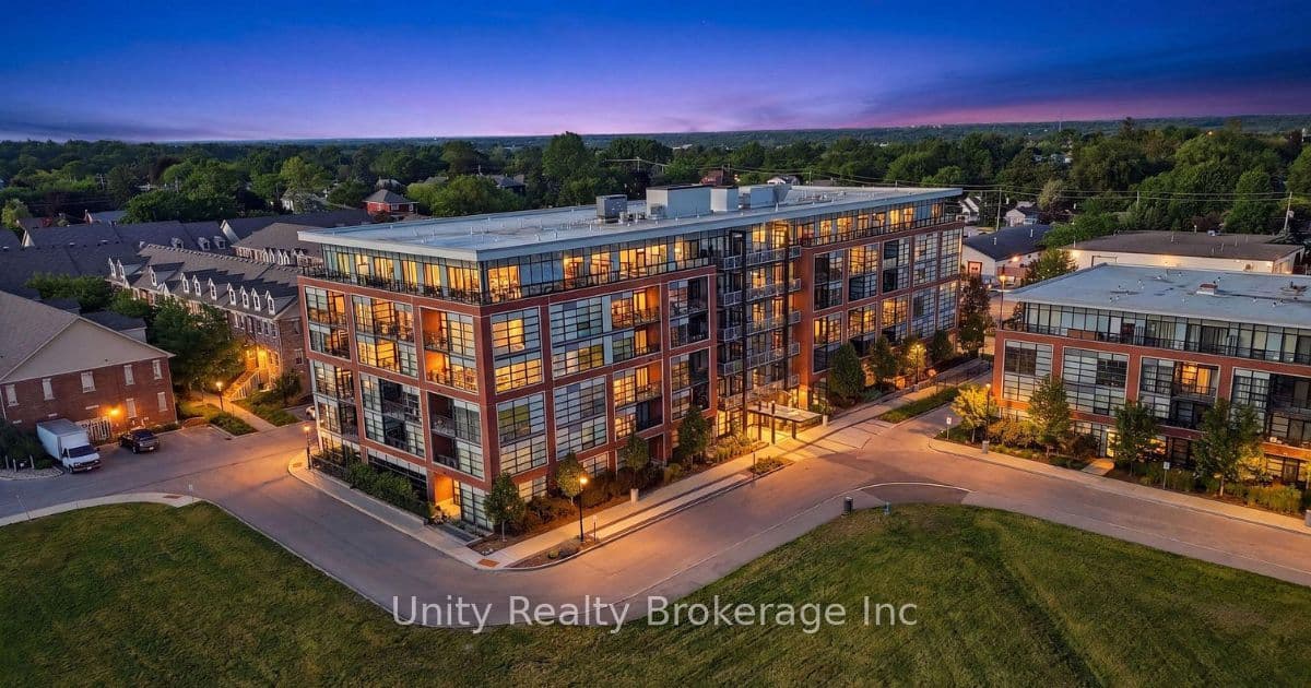 Unit 312 15 Prince Albert Boulevard photo 1