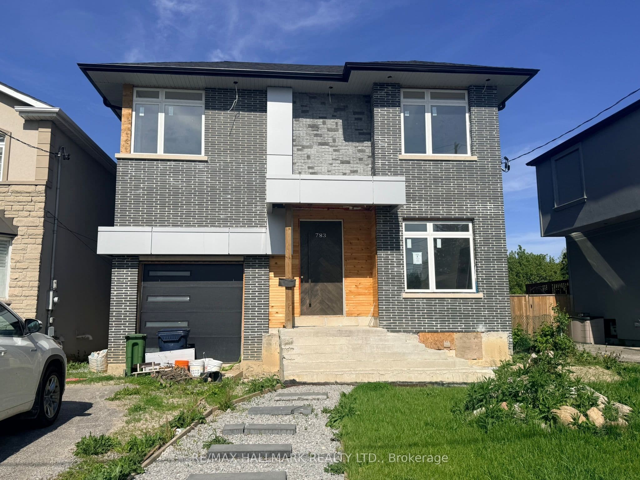 783 Midland Avenue photo 1