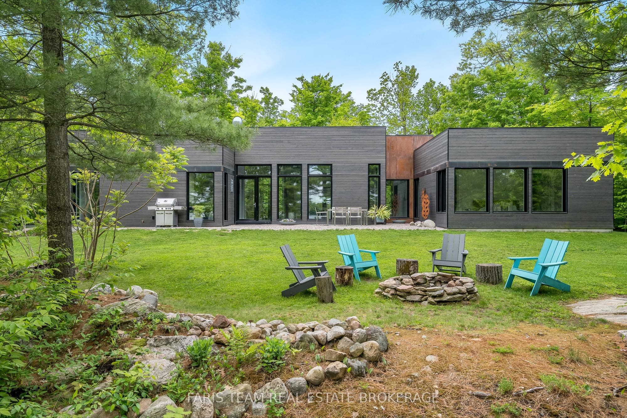 3870 Darling Island Road photo 1