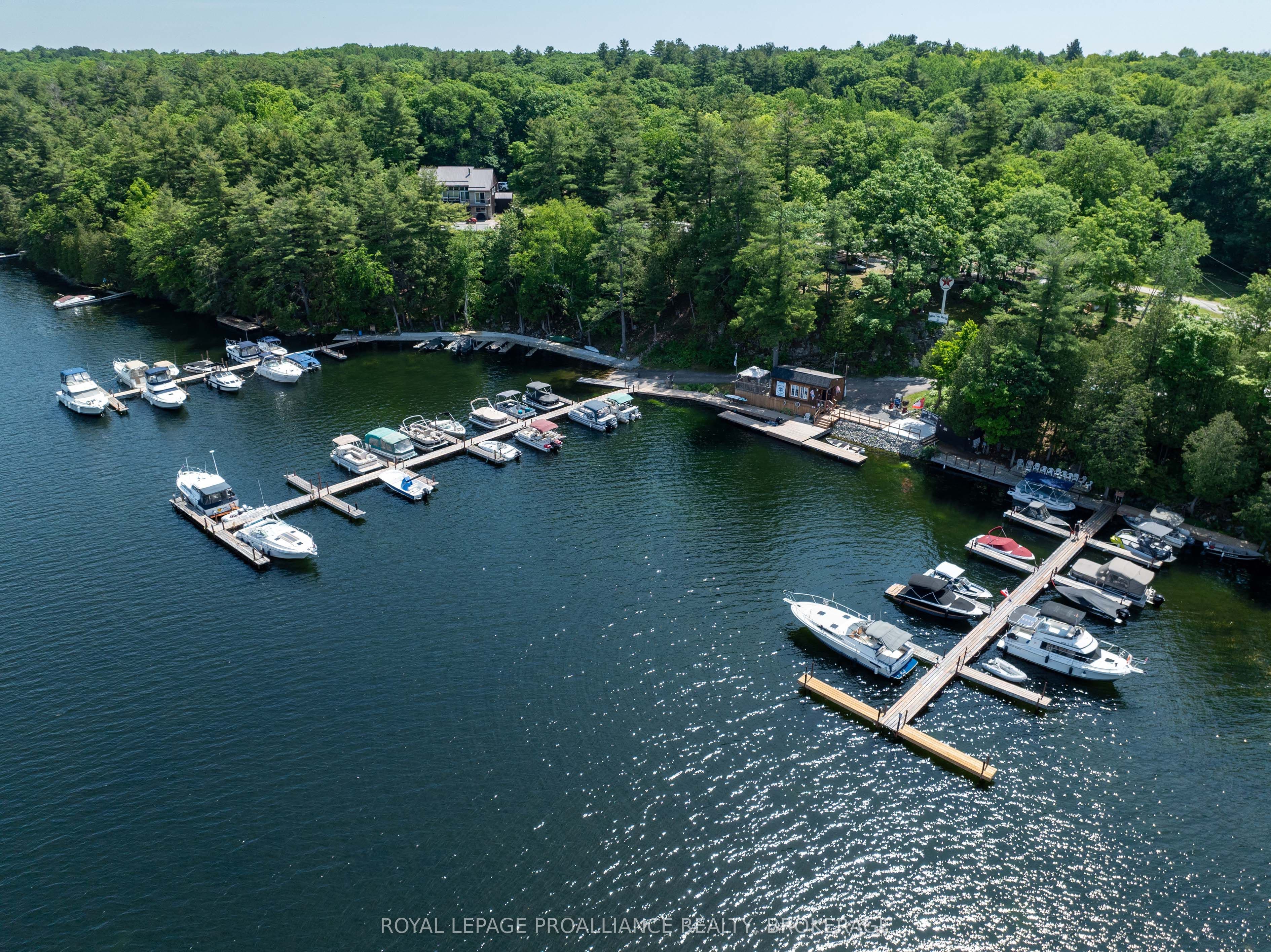 292 Marina Road photo 1