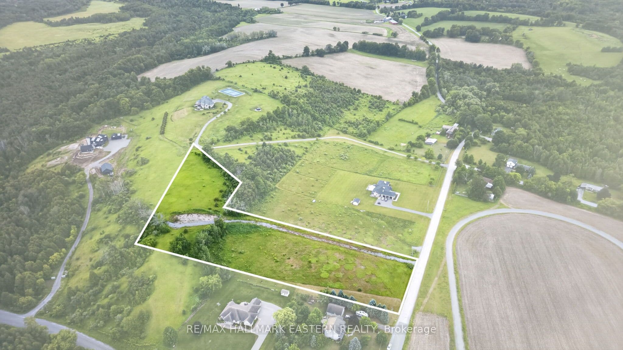 9179 Racetrack Road photo 1
