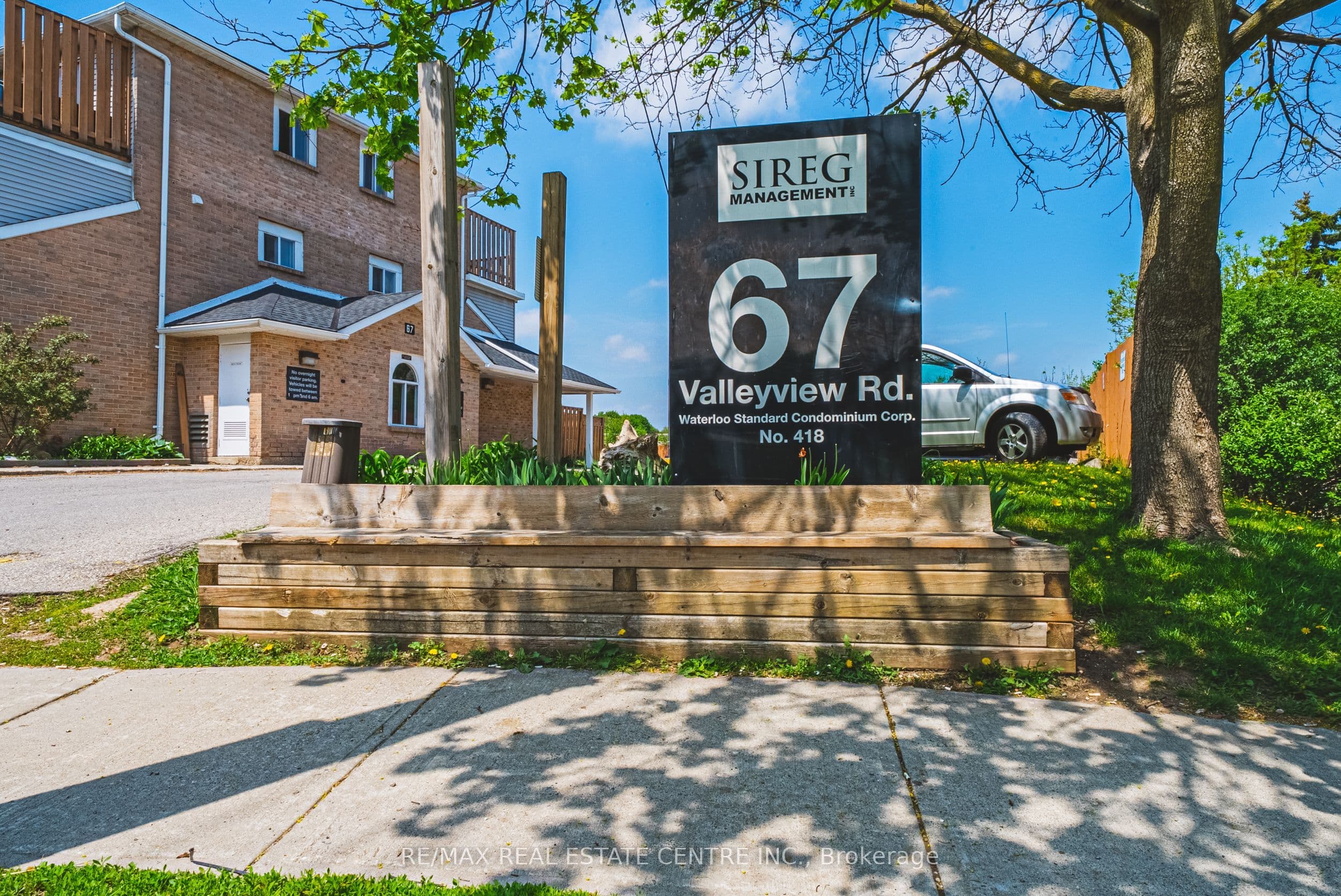Unit 46 67 Valleyview Road photo 1