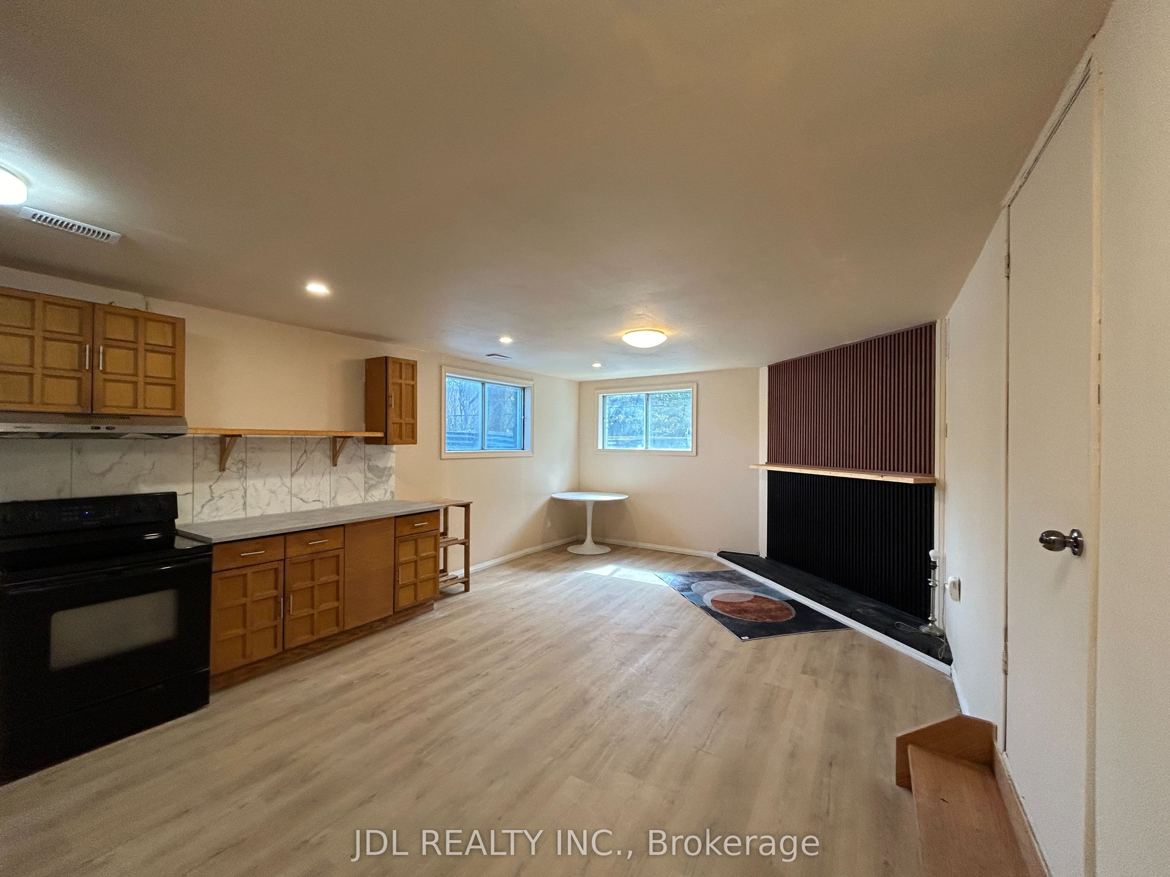 Unit Two-Bedroom Bsmt 21 Squires Ave Avenue photo 1