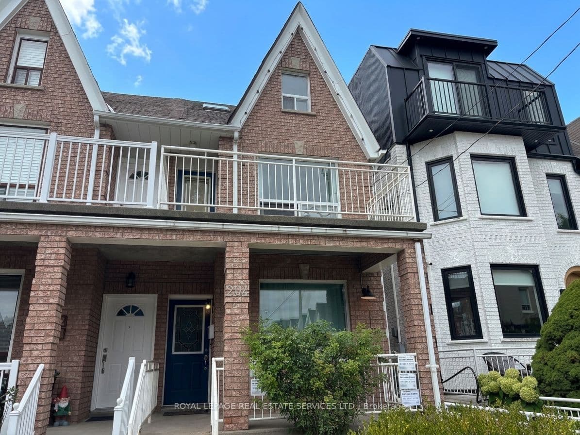 Unit #A 204 Gladstone Avenue photo 1