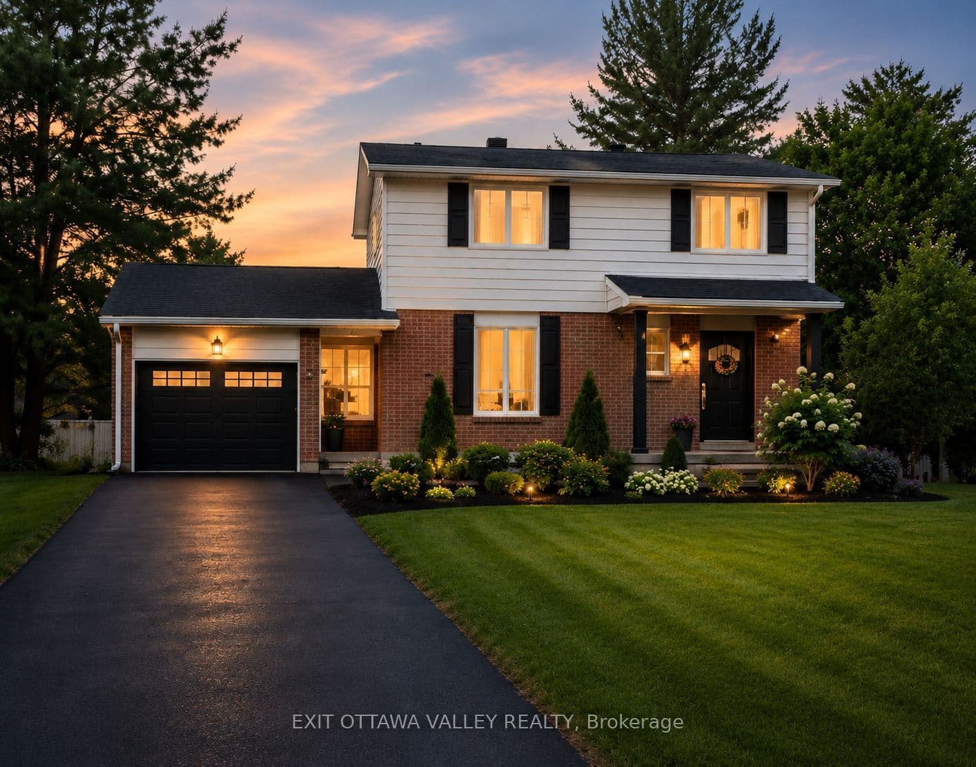 13 Tamarack Street photo 1