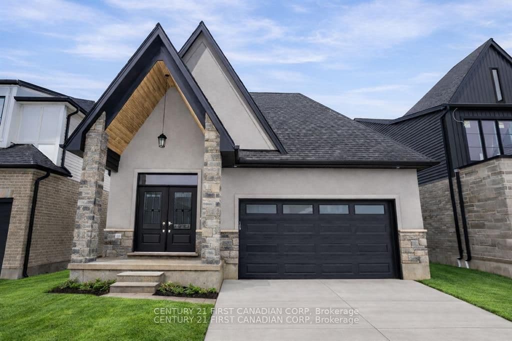 LOT 105 DARWIN Crescent photo 1