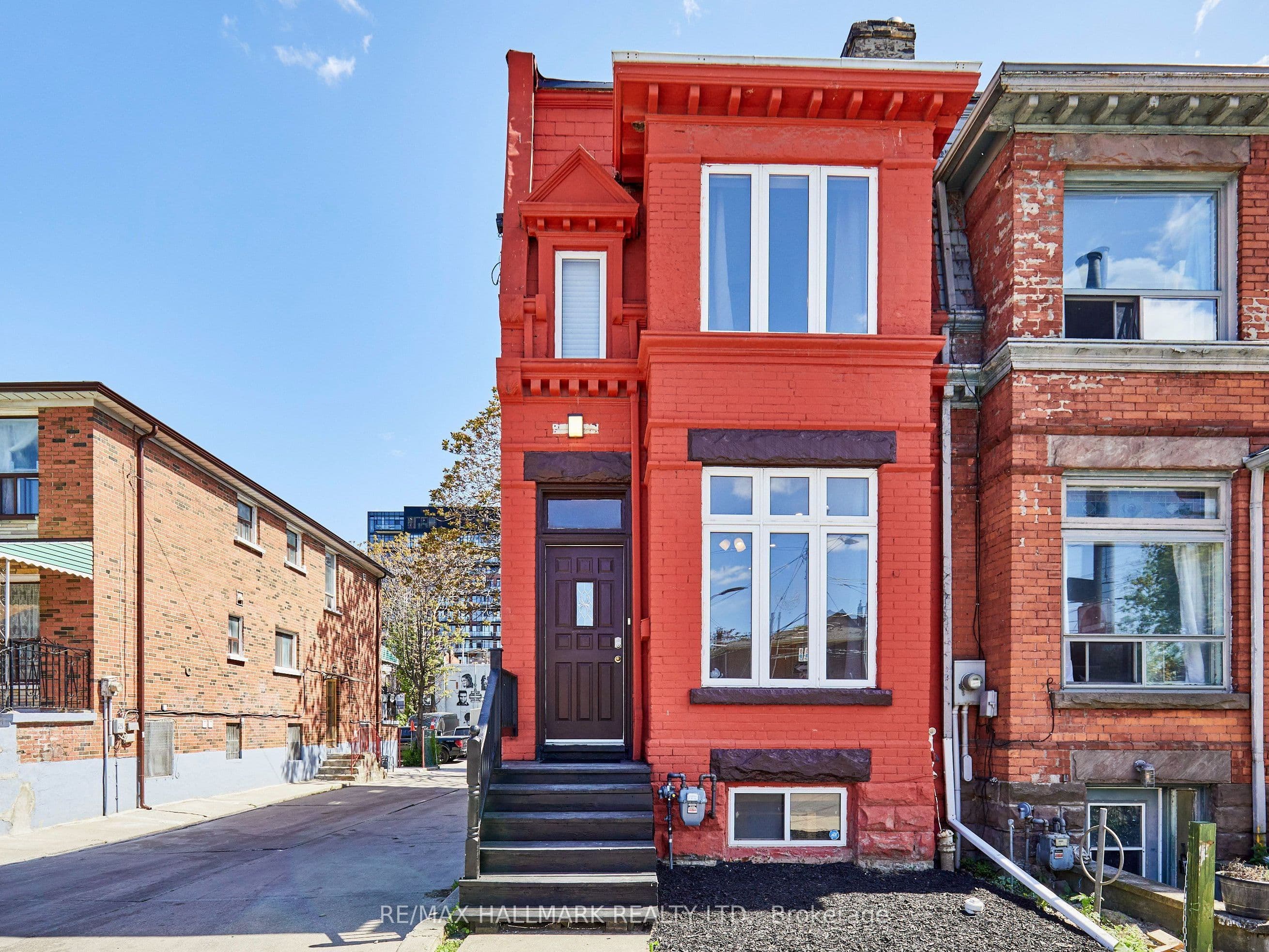 95 Wolseley Street photo 1