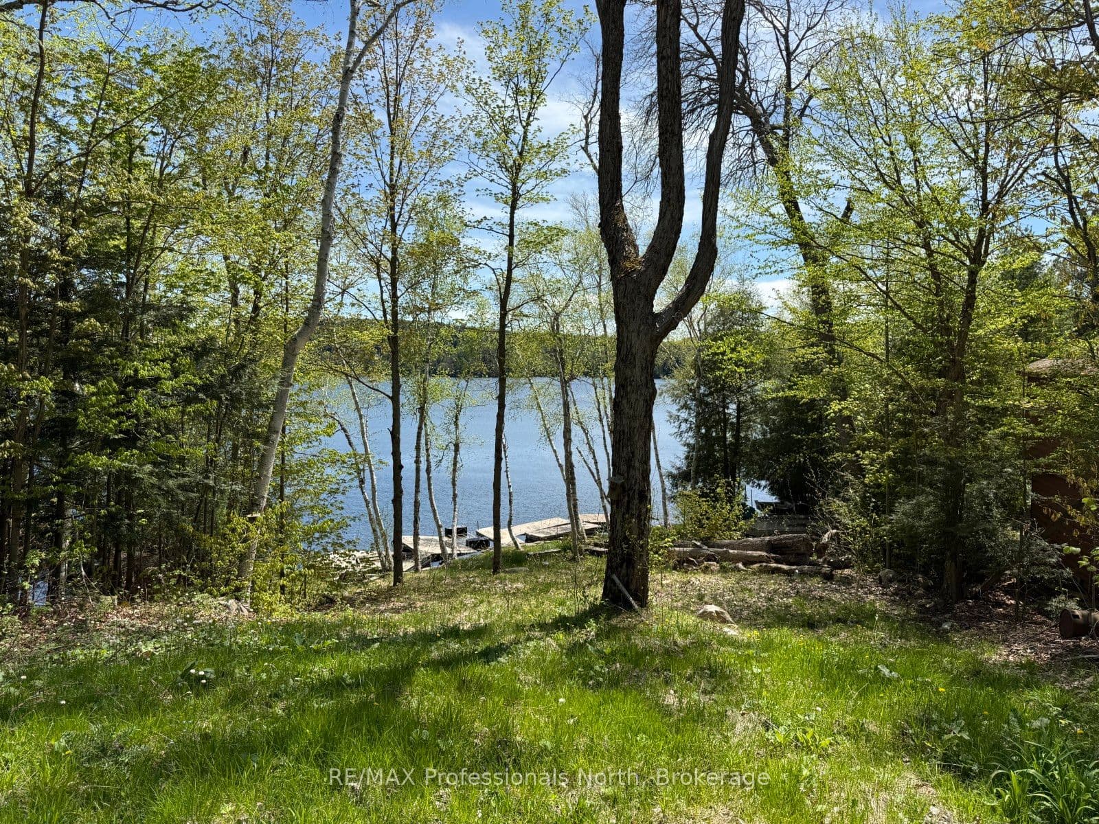 2612 Wilkinson Road photo 1