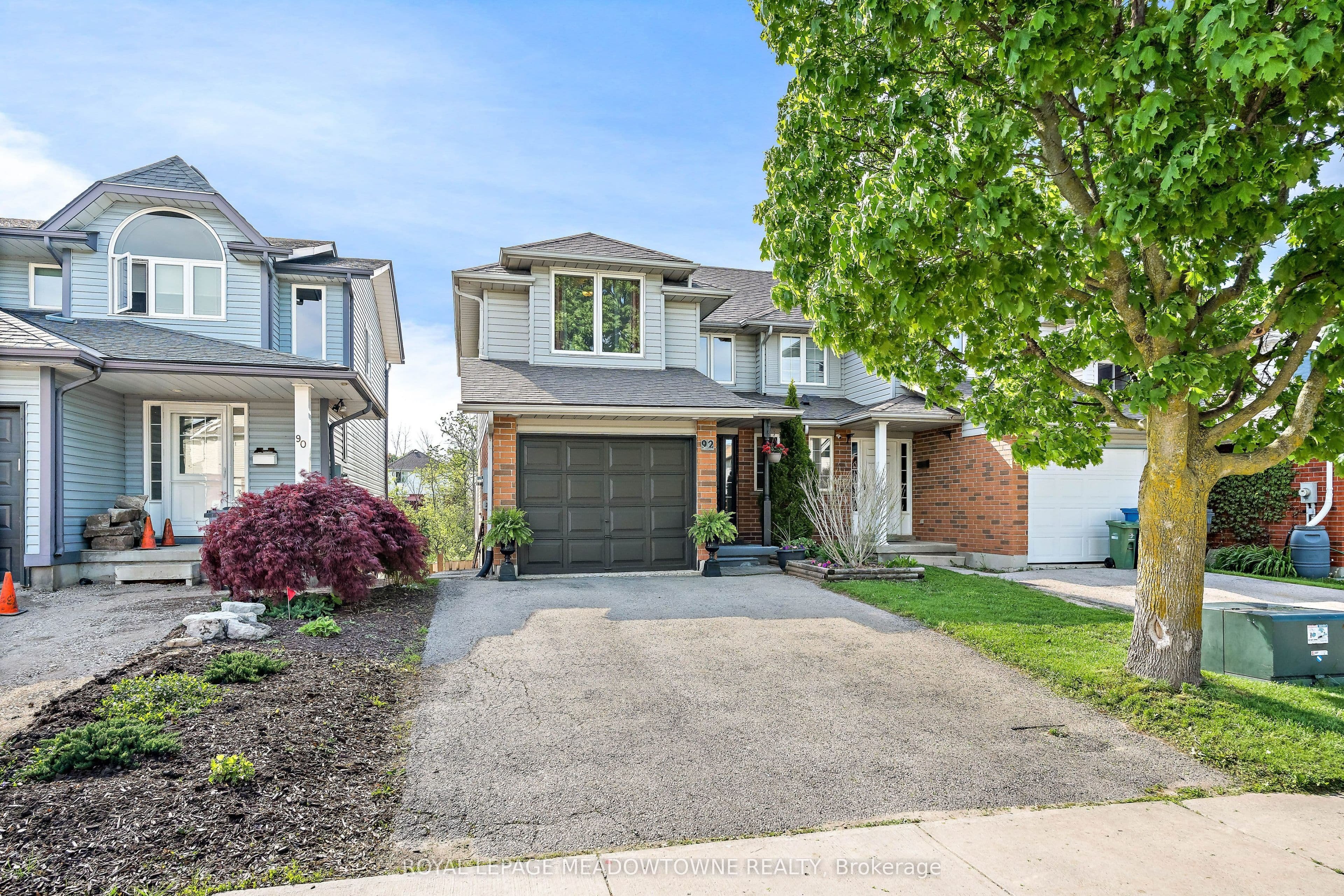 92 Chesterton Lane photo 1