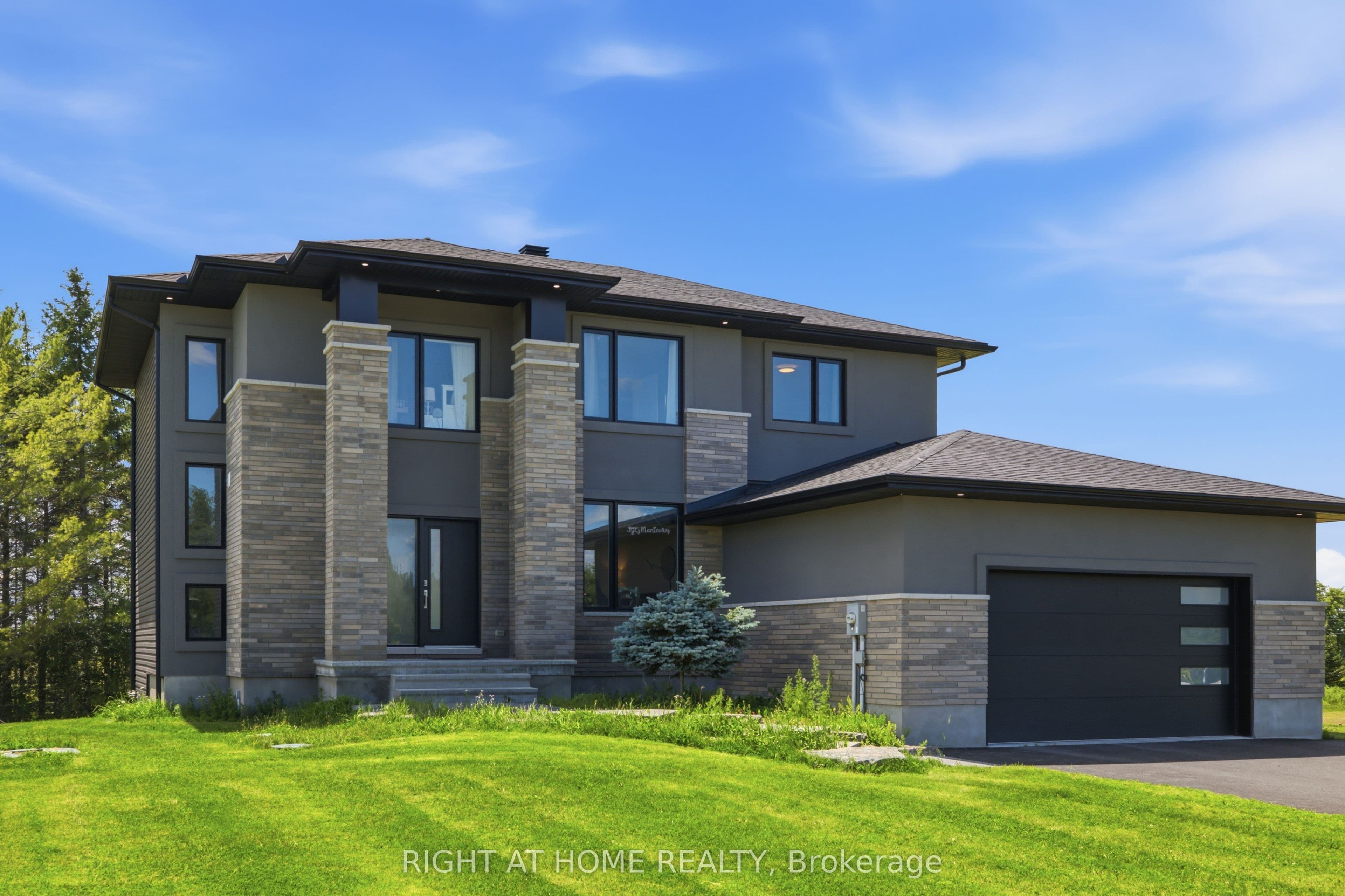 122 Ridgemont Drive photo 1