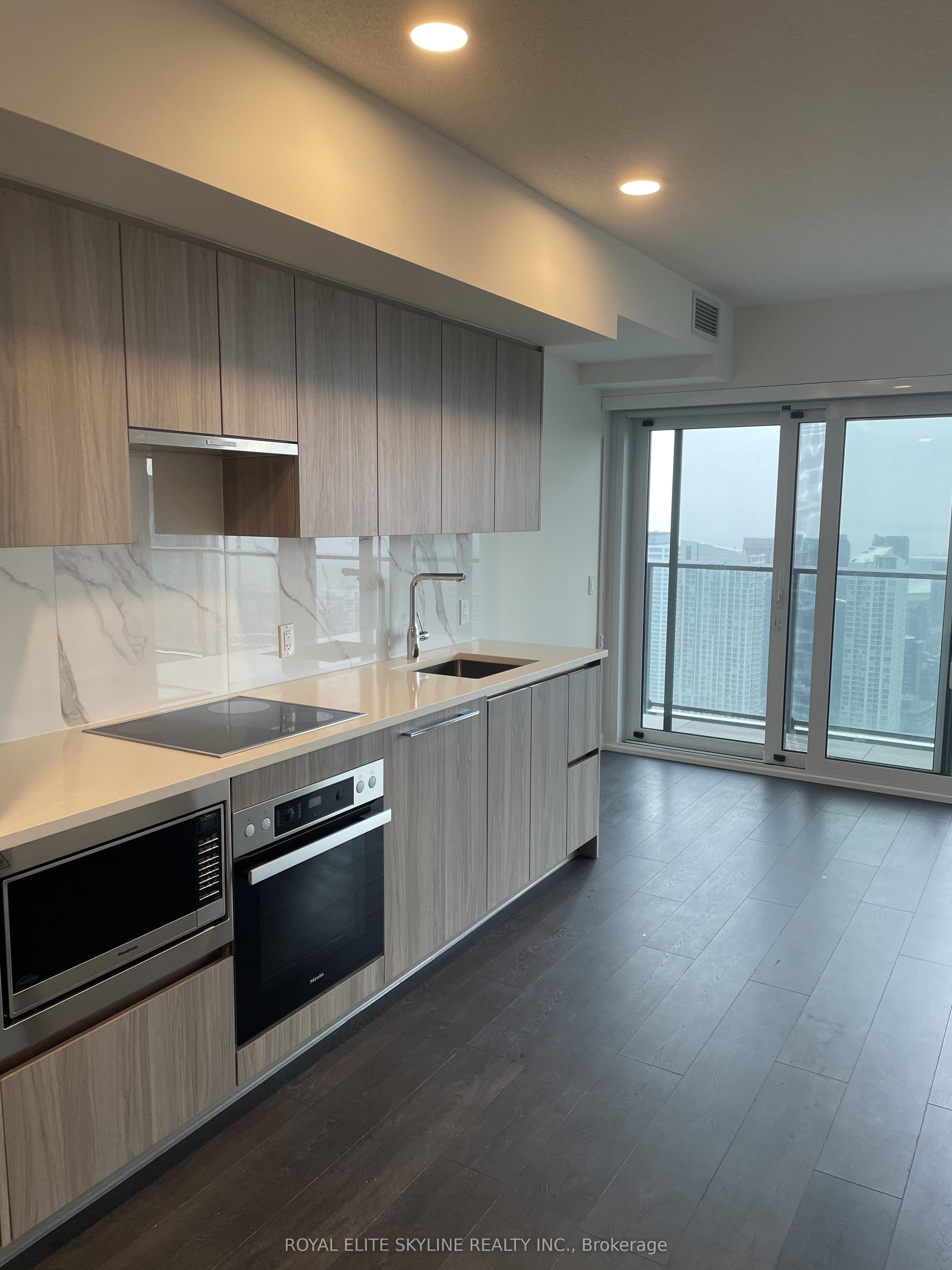 Unit 5215 3 Concord Cityplace Way photo 1
