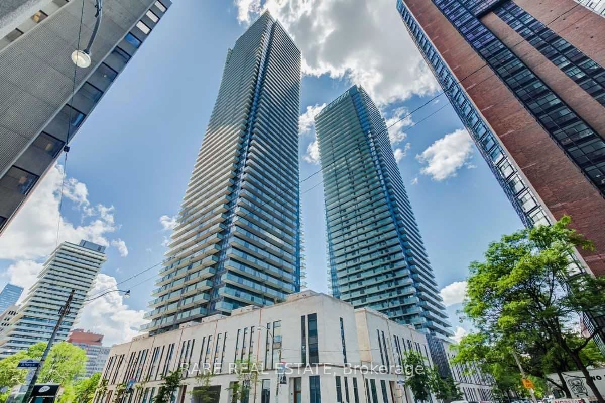 Unit 1909 1080 Bay Street photo 1