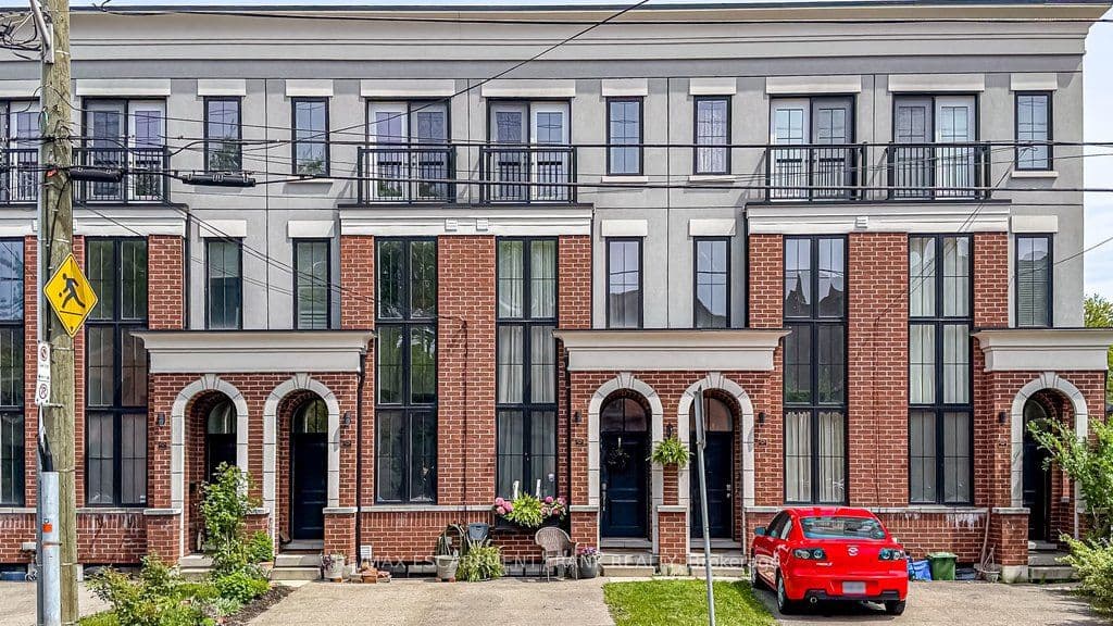 155 Walnut Street photo 1