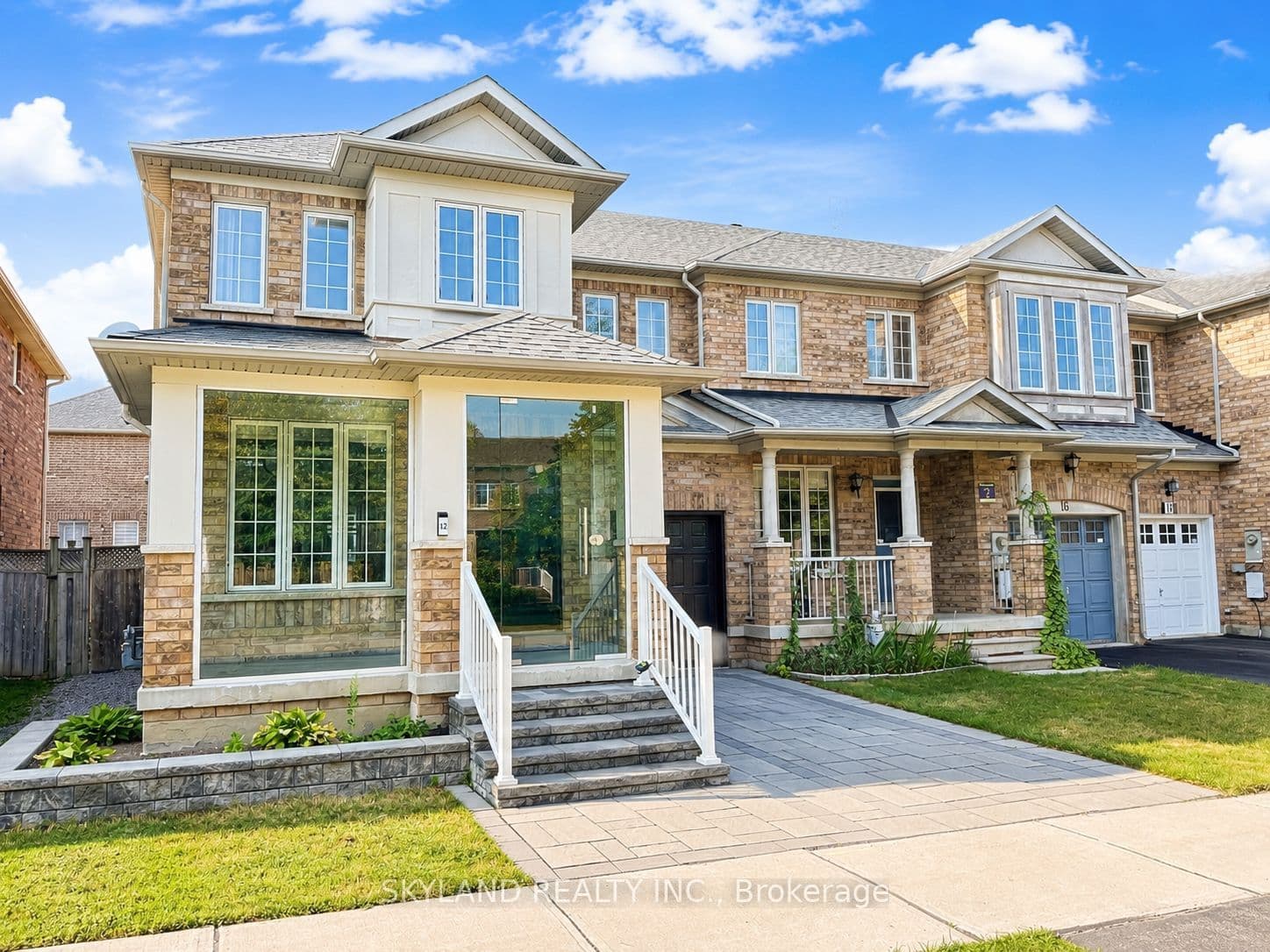 12 Silver Linden Drive photo 1
