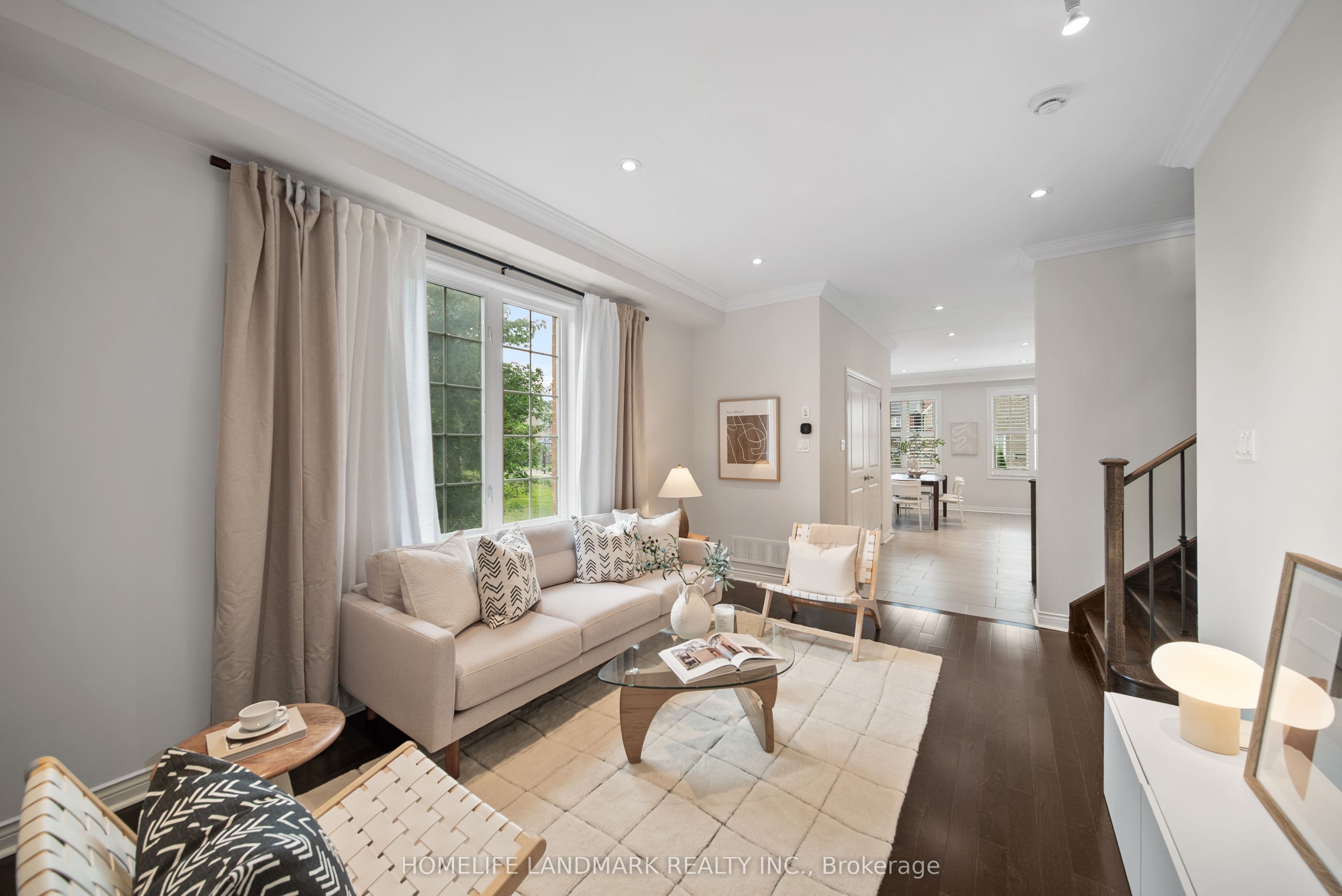 50 Keith-Wright Crescent photo 1