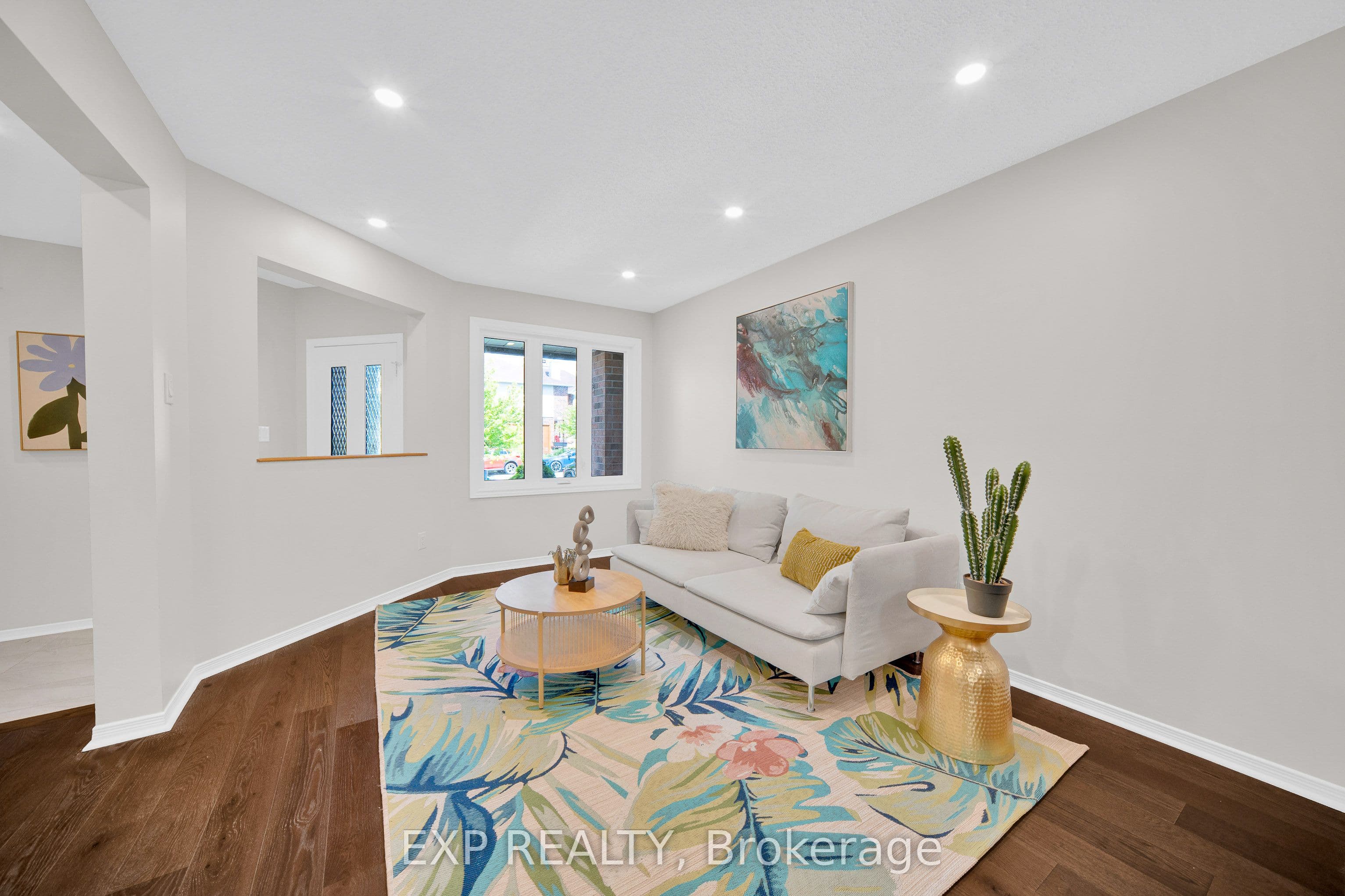 186 Southport Drive photo 1