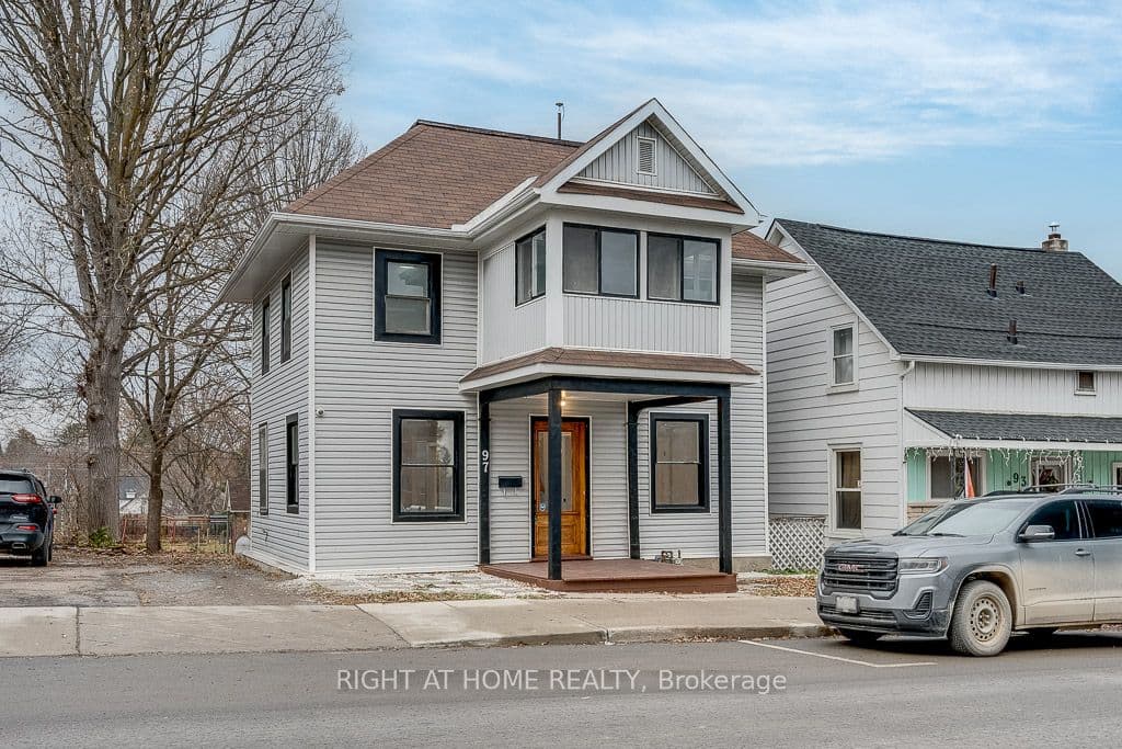 97 Madawaska Street photo 1