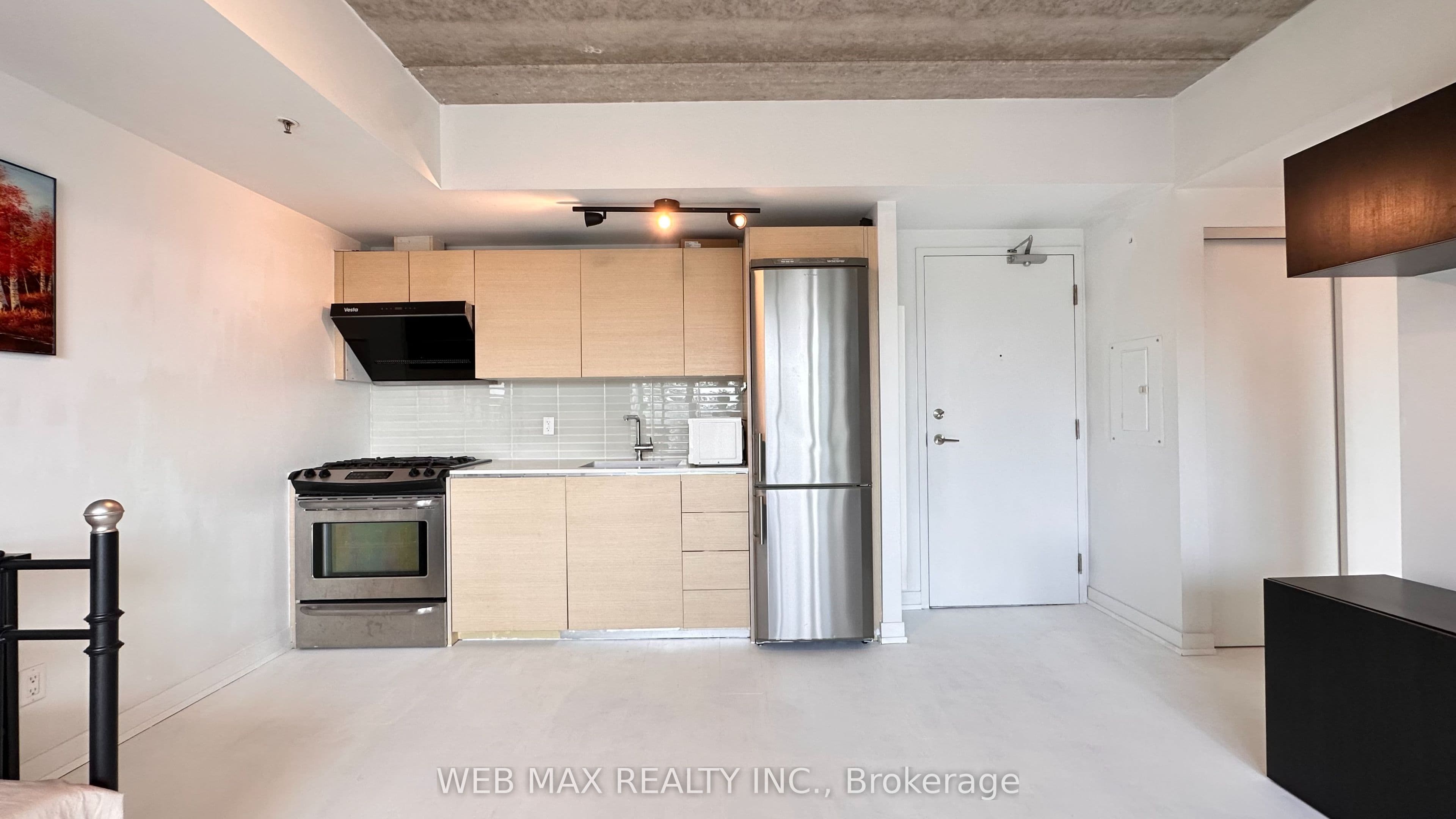 Unit 201 51 Lady Bank Road photo 1