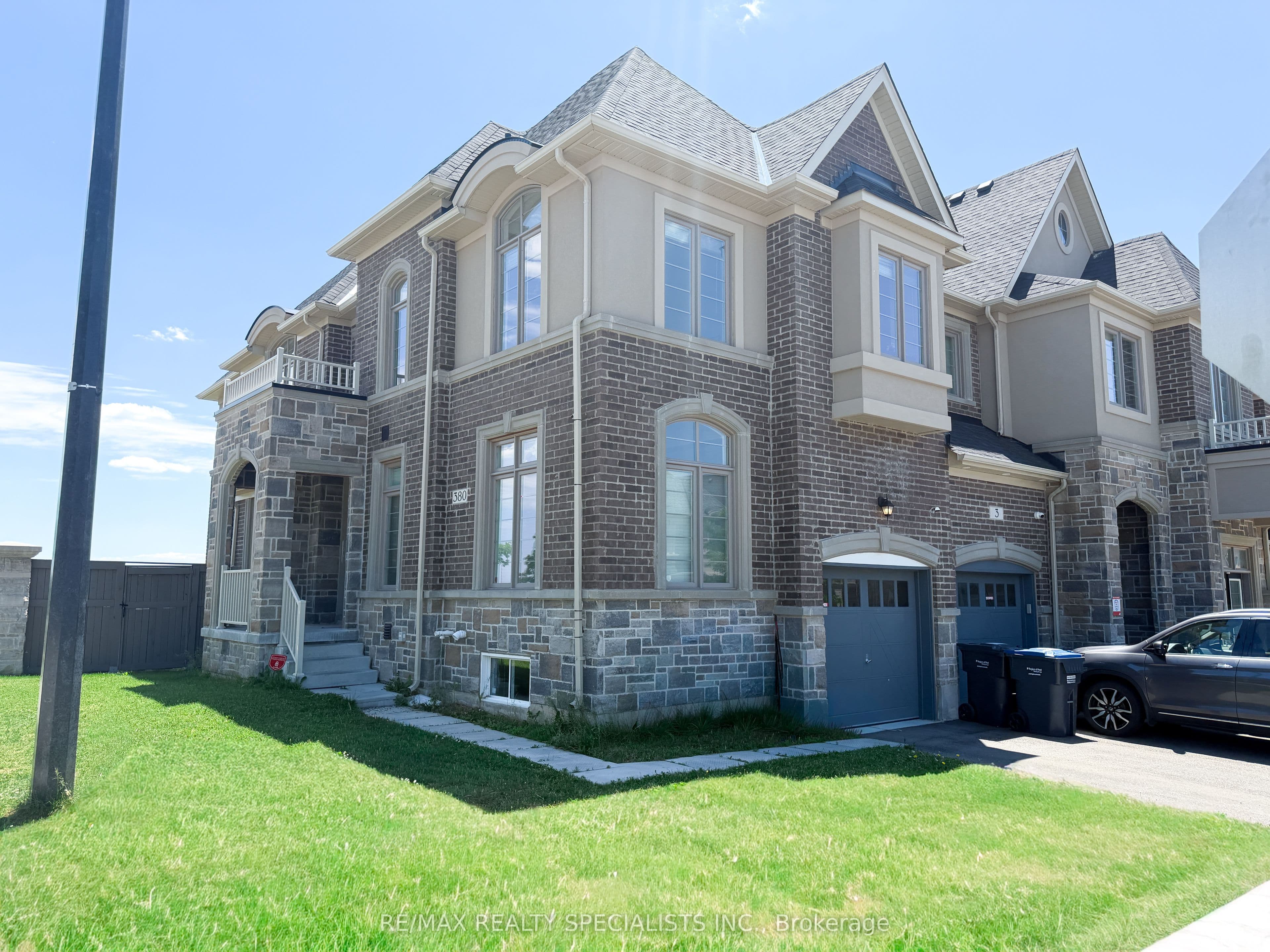380 Rivermont Road photo 1