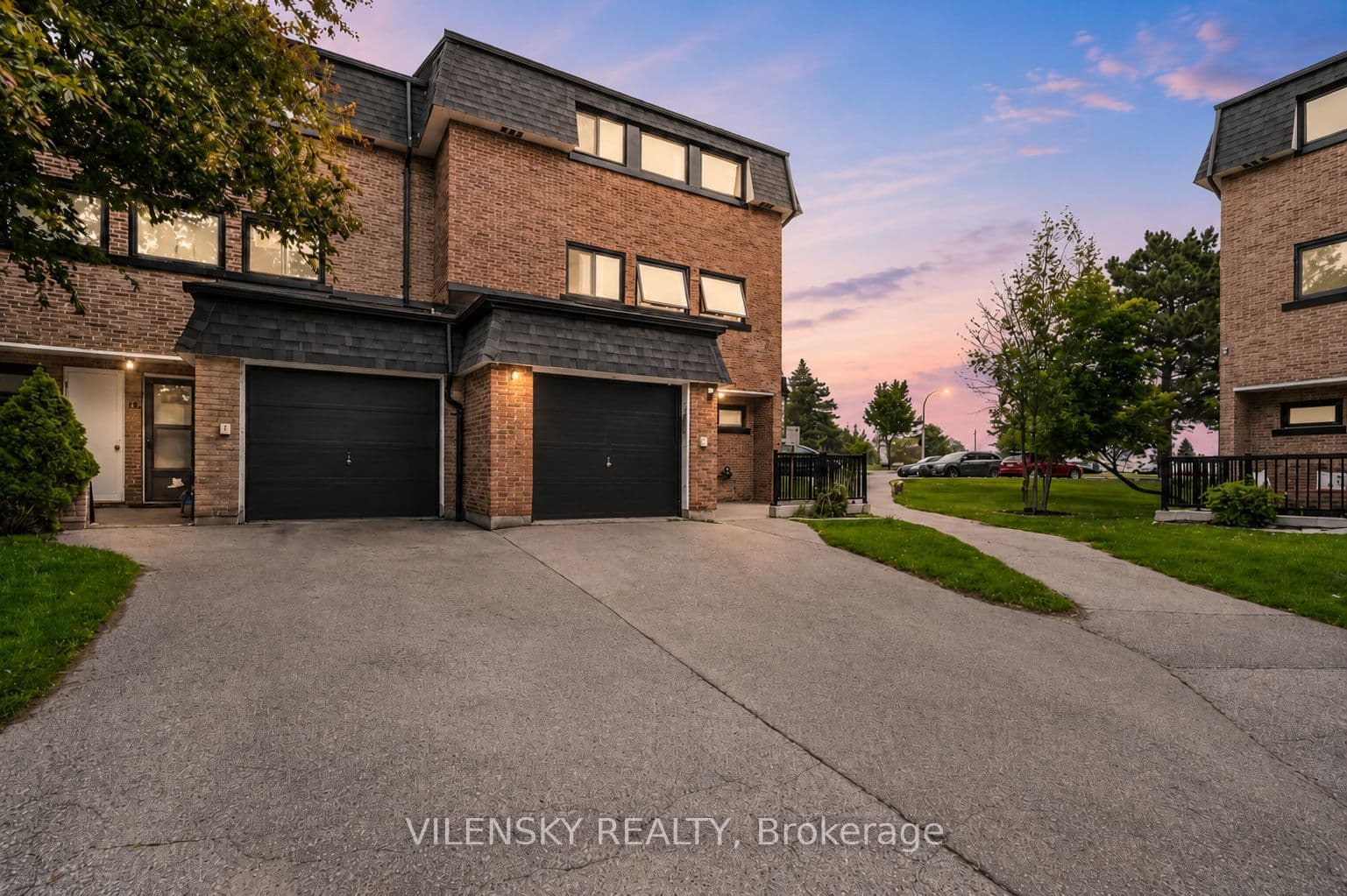 Unit 19 14 Poplar Crescent photo 1