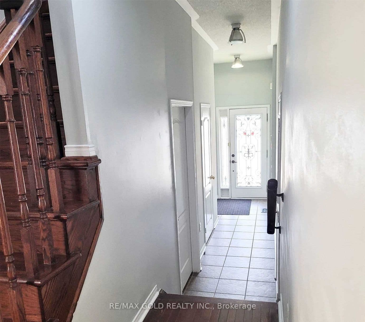 10 Palleschi Drive photo 1