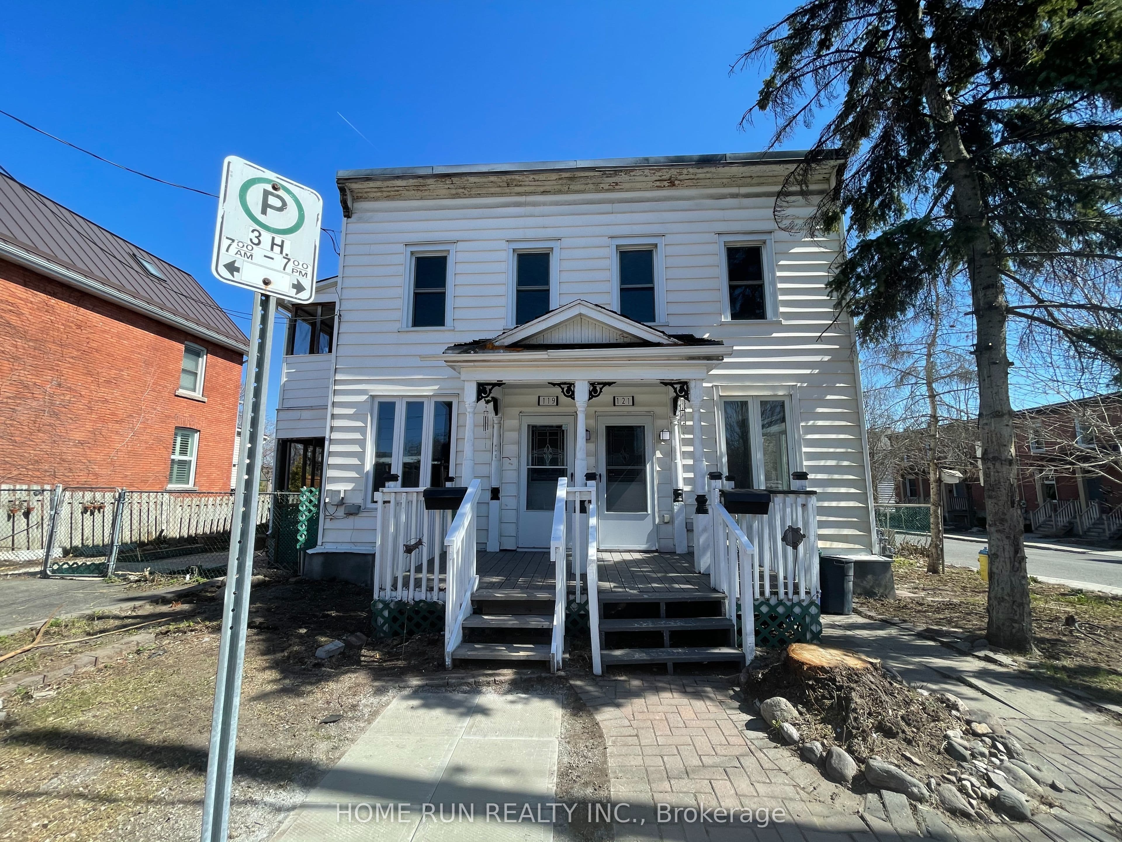 121 Concord Street photo 1