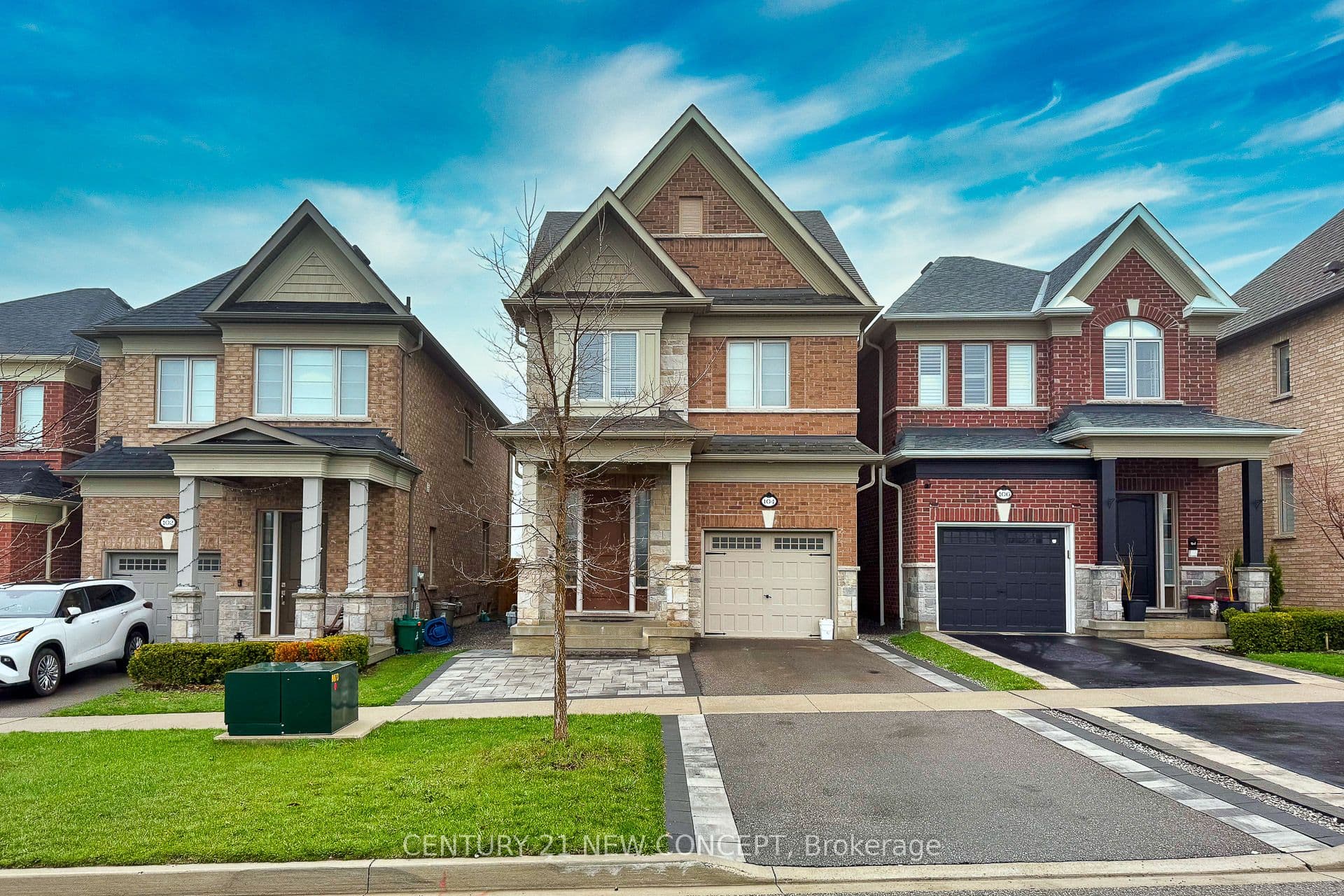 104 Christine Elliott Avenue photo 1