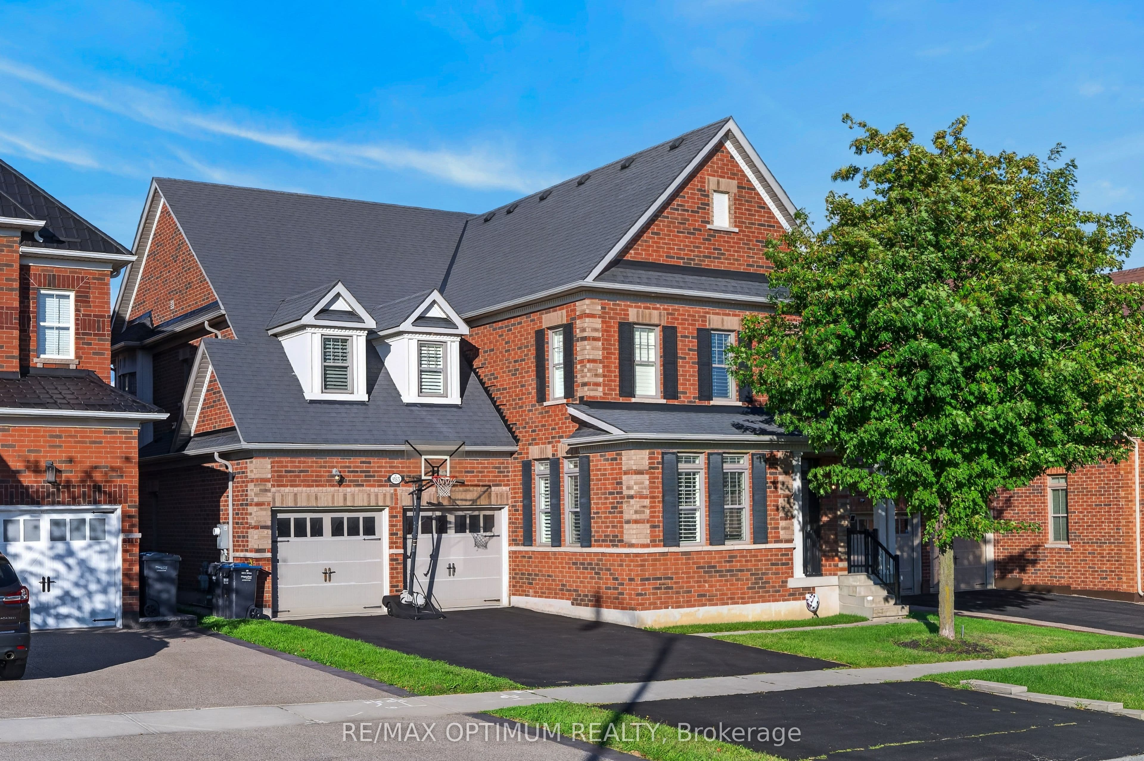 9165 Creditview Road photo 1