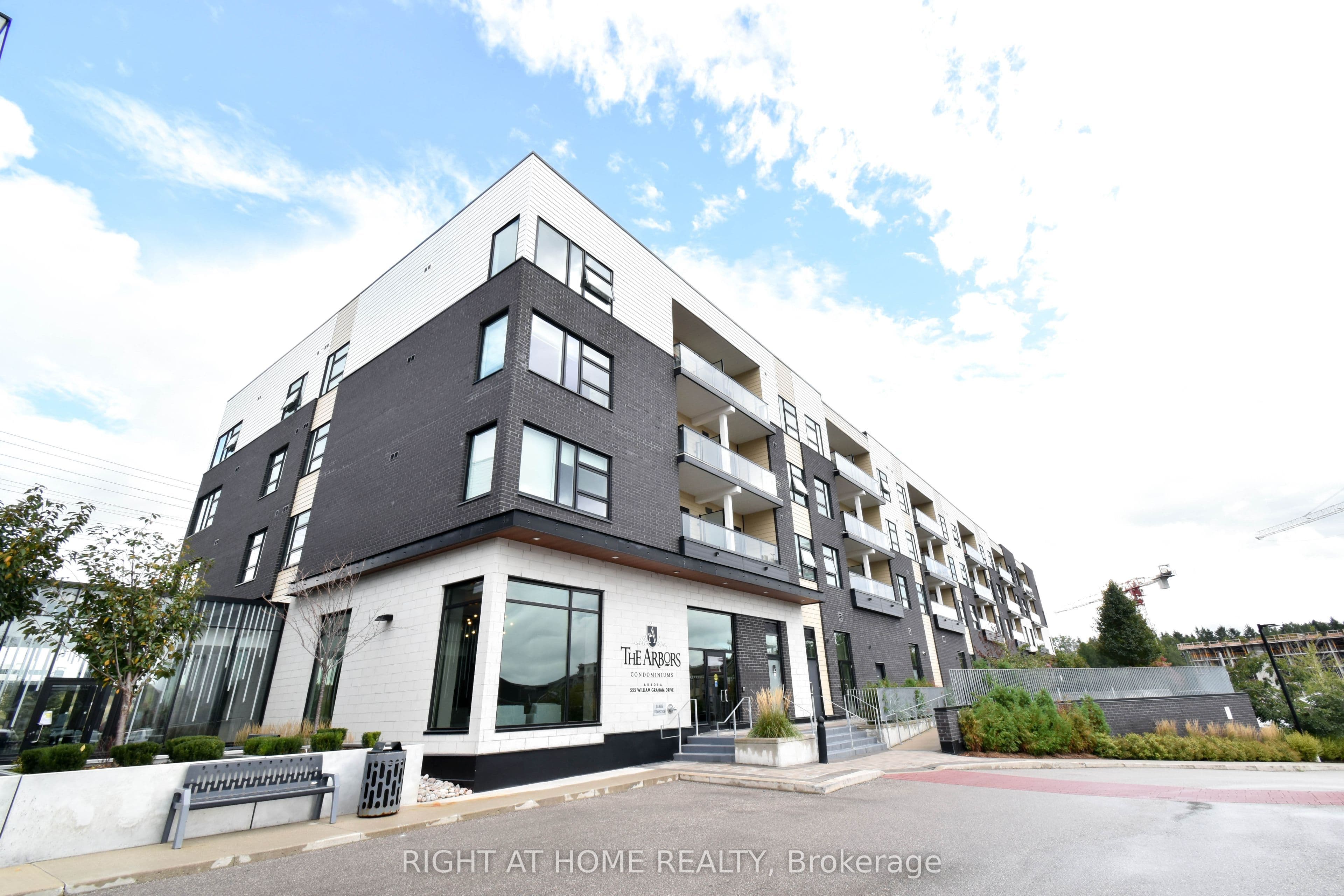 Unit 217 555 William Graham Drive photo 1