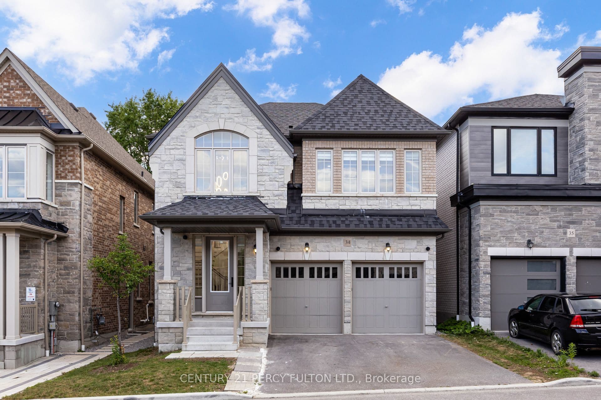 Unit 34 400 Finch Avenue photo 1