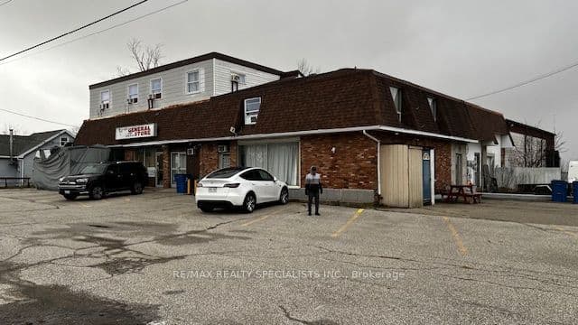 9195 Talbot Trail photo 1