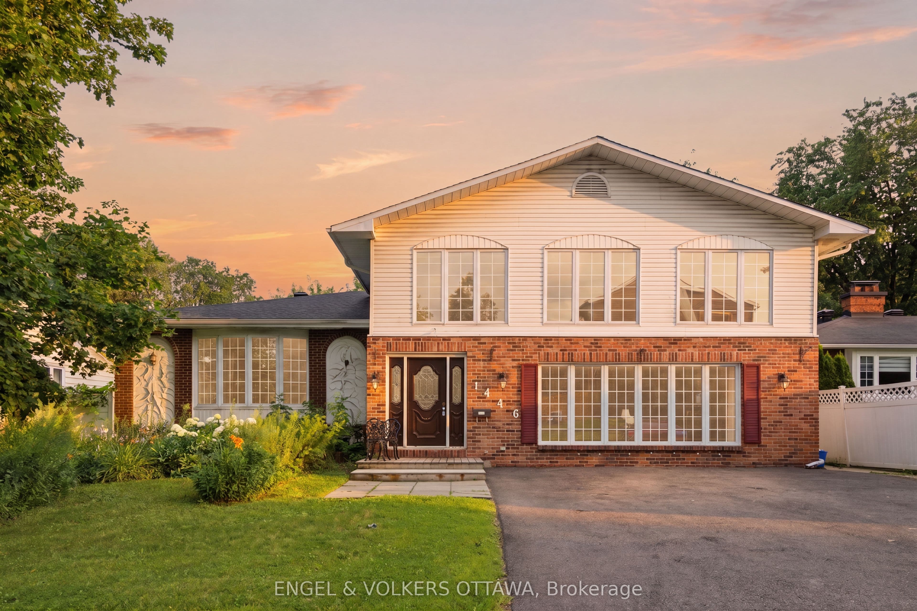 1446 Ridgebrook Drive photo 1
