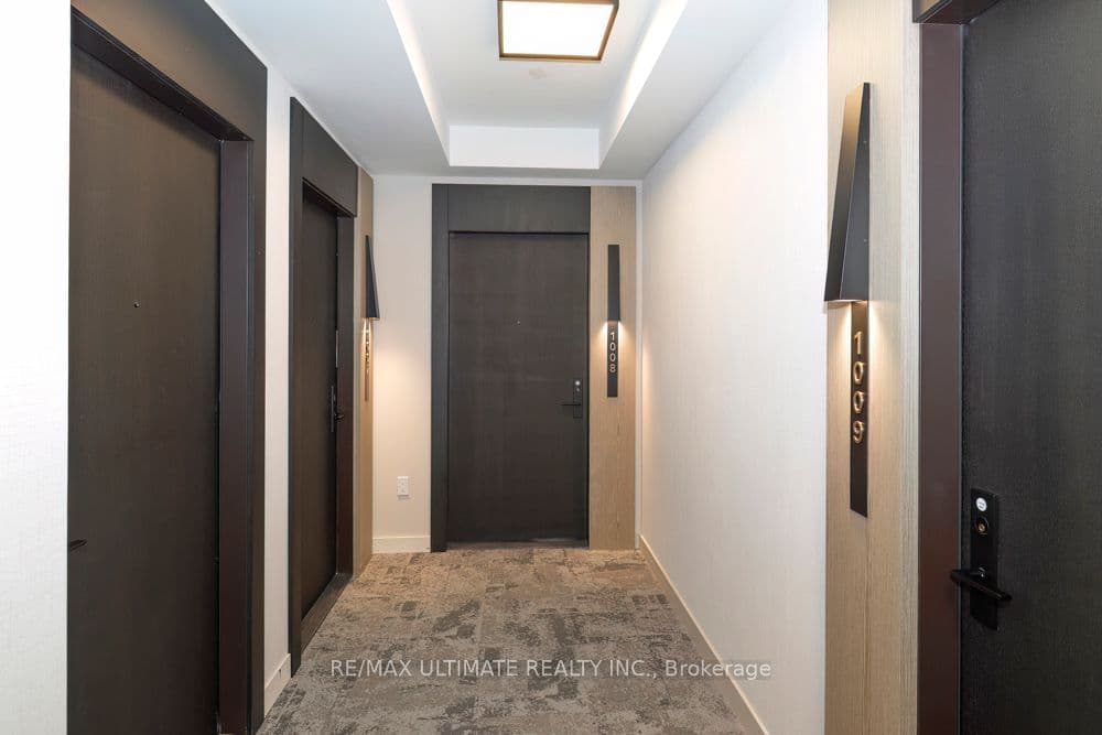 Unit 1008 20 Soudan Avenue photo 1