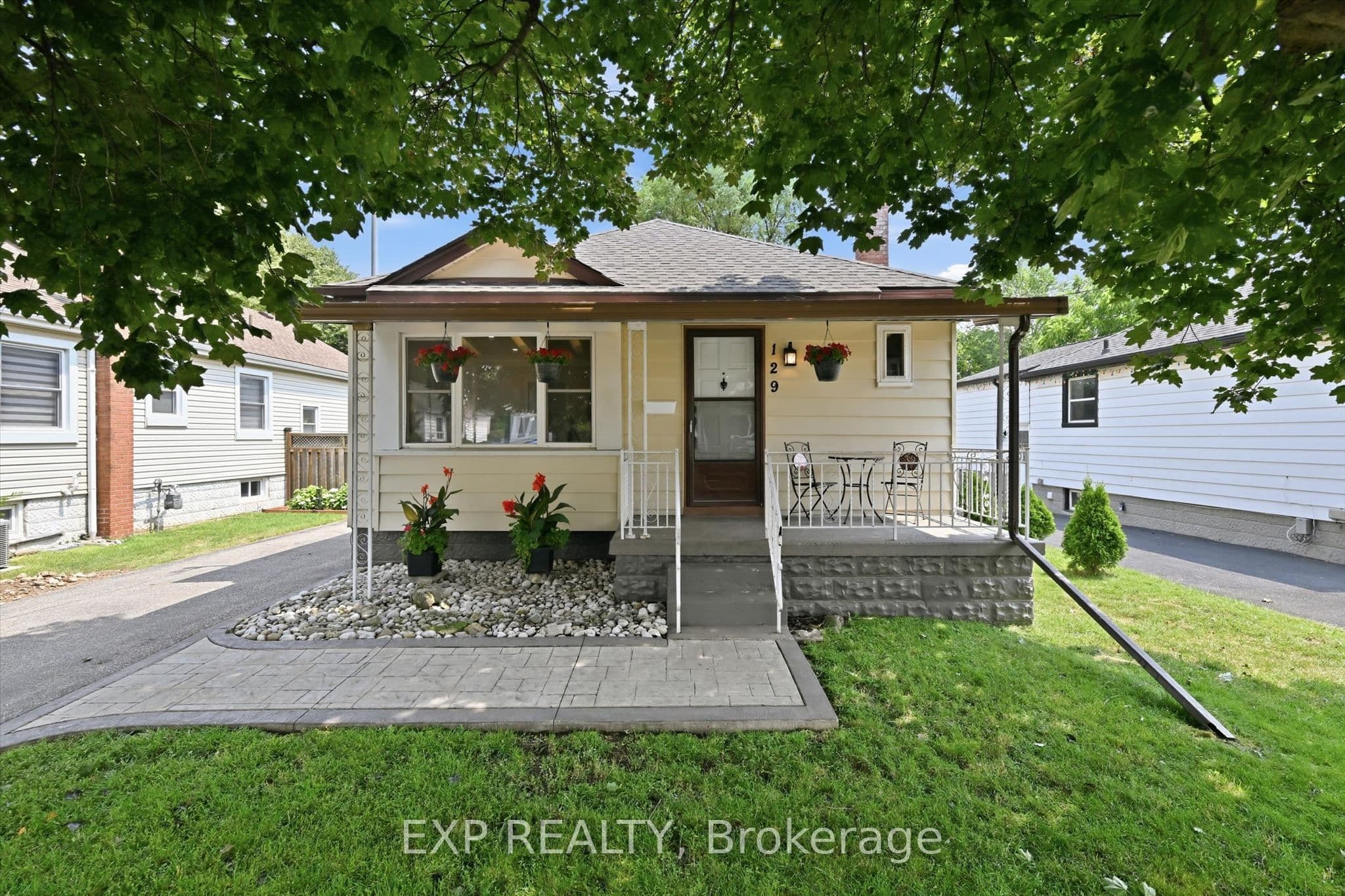 129 East 25th Street photo 1