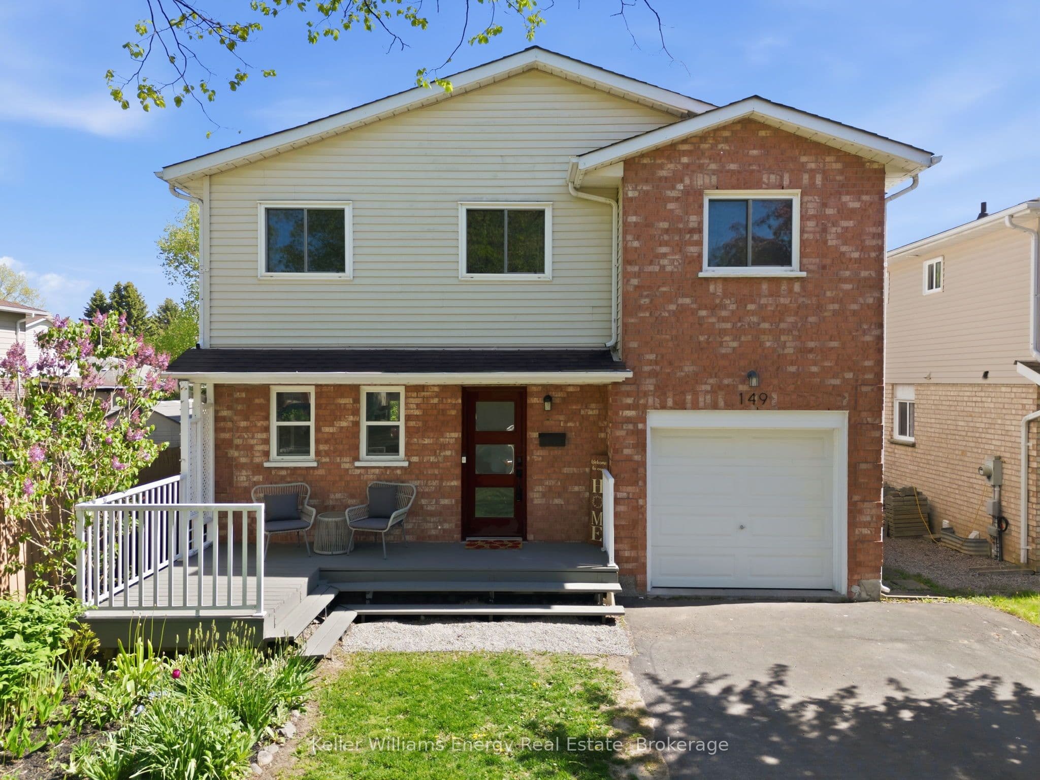 149 Andrew Street photo 1