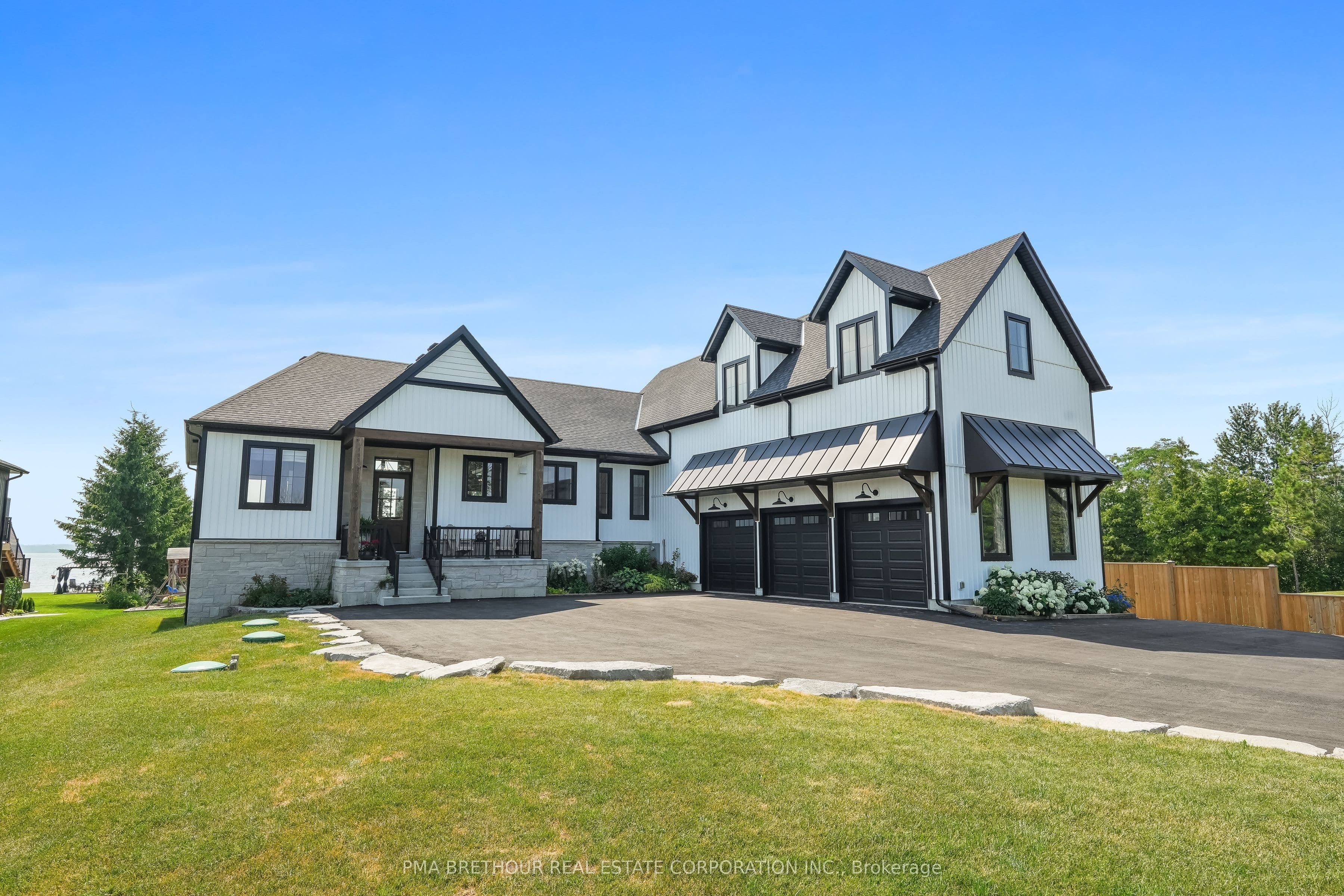 48 Pleasant View Crescent photo 1